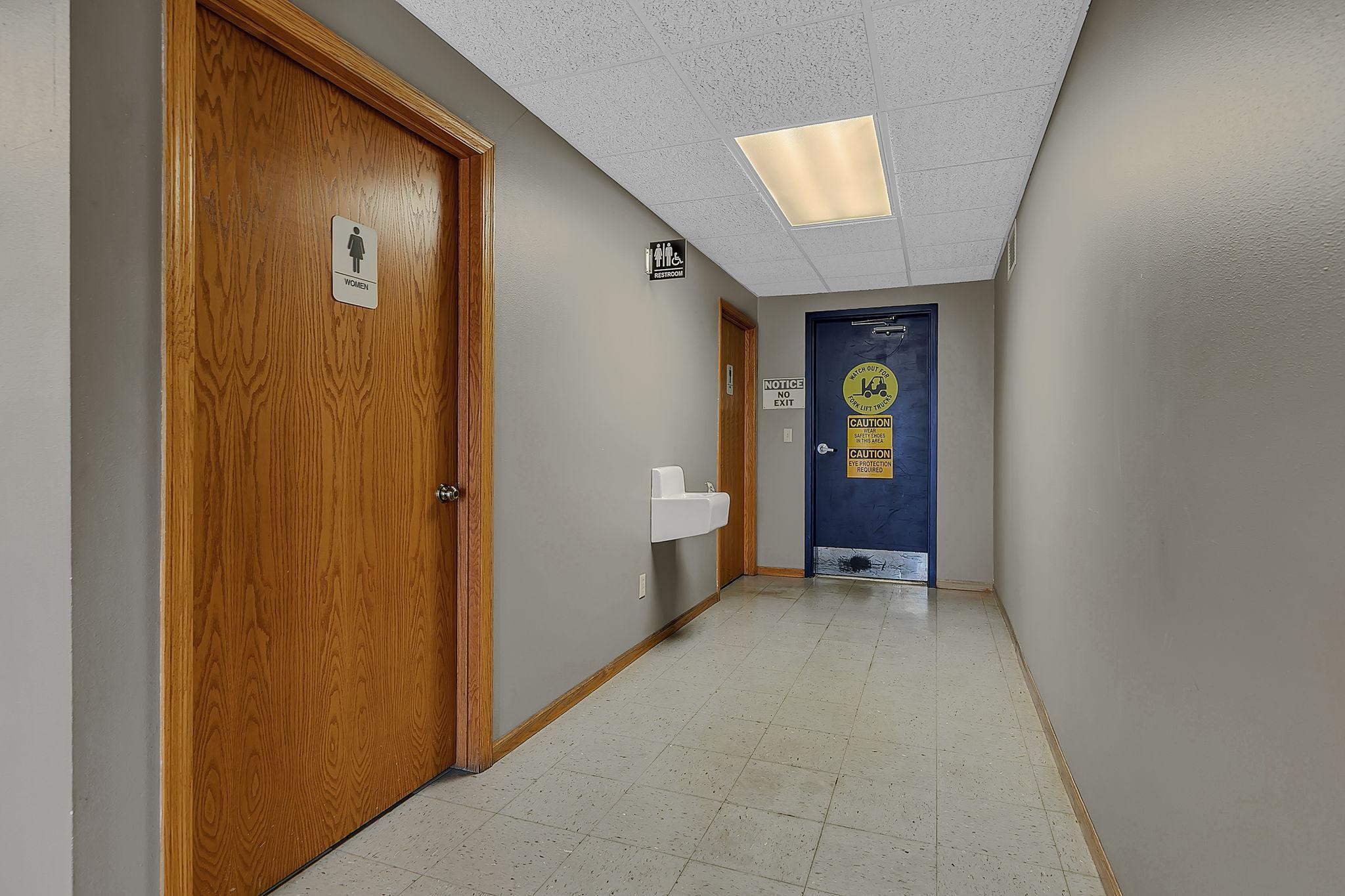 2627 Clearwater Road Property Photo 19