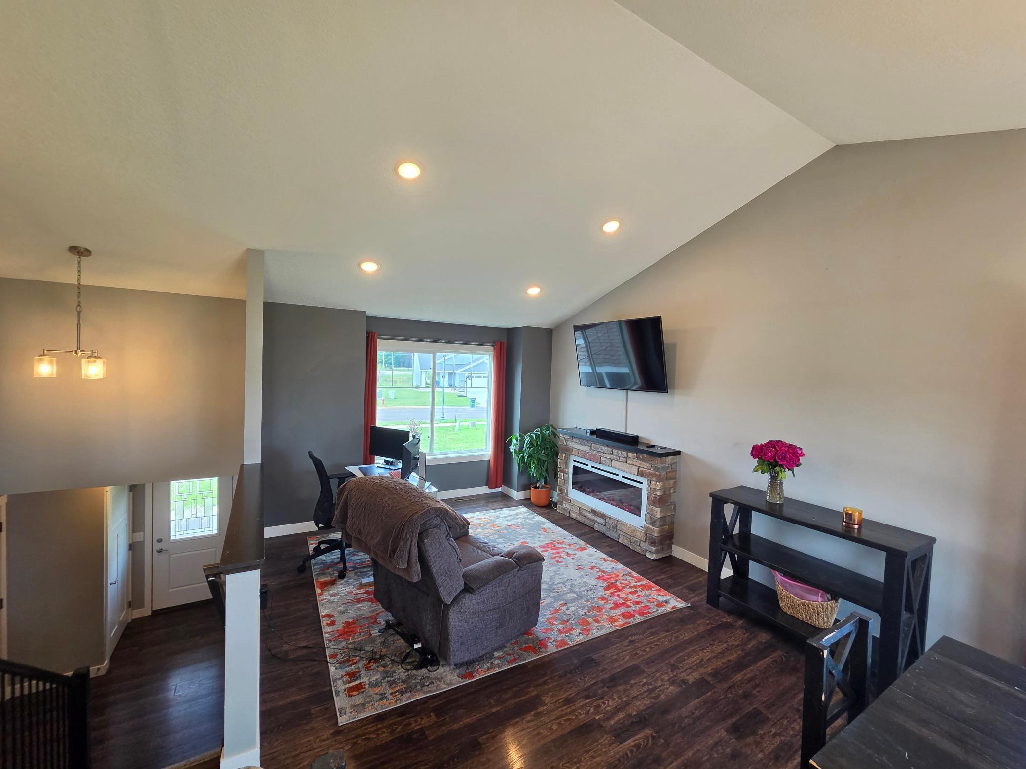1009 26th Street Loop Property Photo 9
