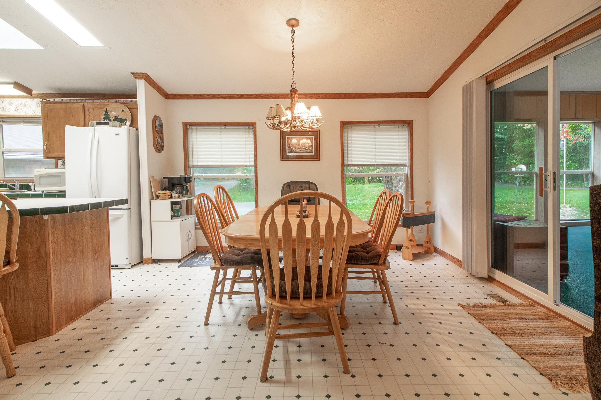 22390 S Shore Drive Property Photo 12