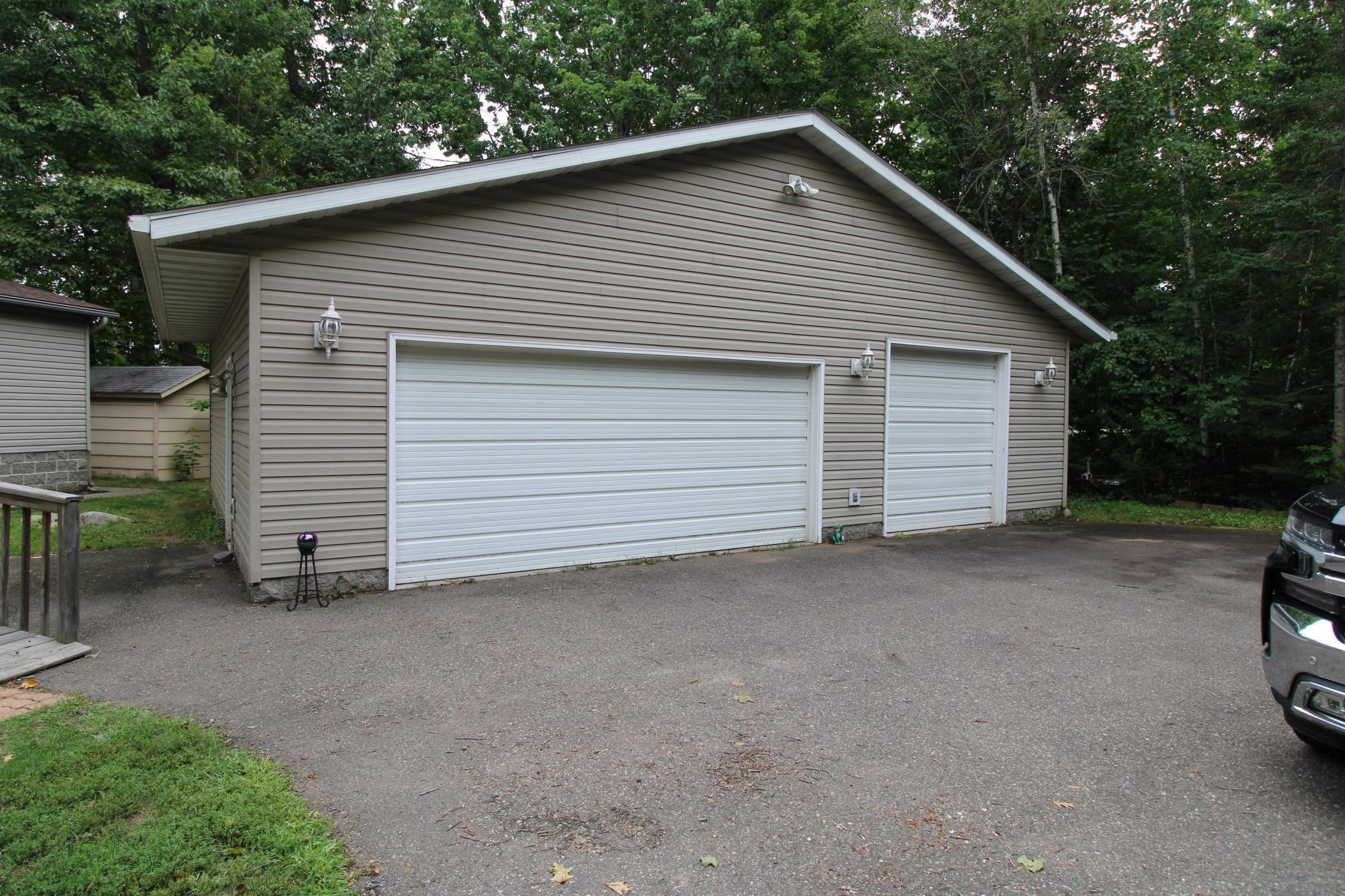 22390 S Shore Drive Property Photo 34