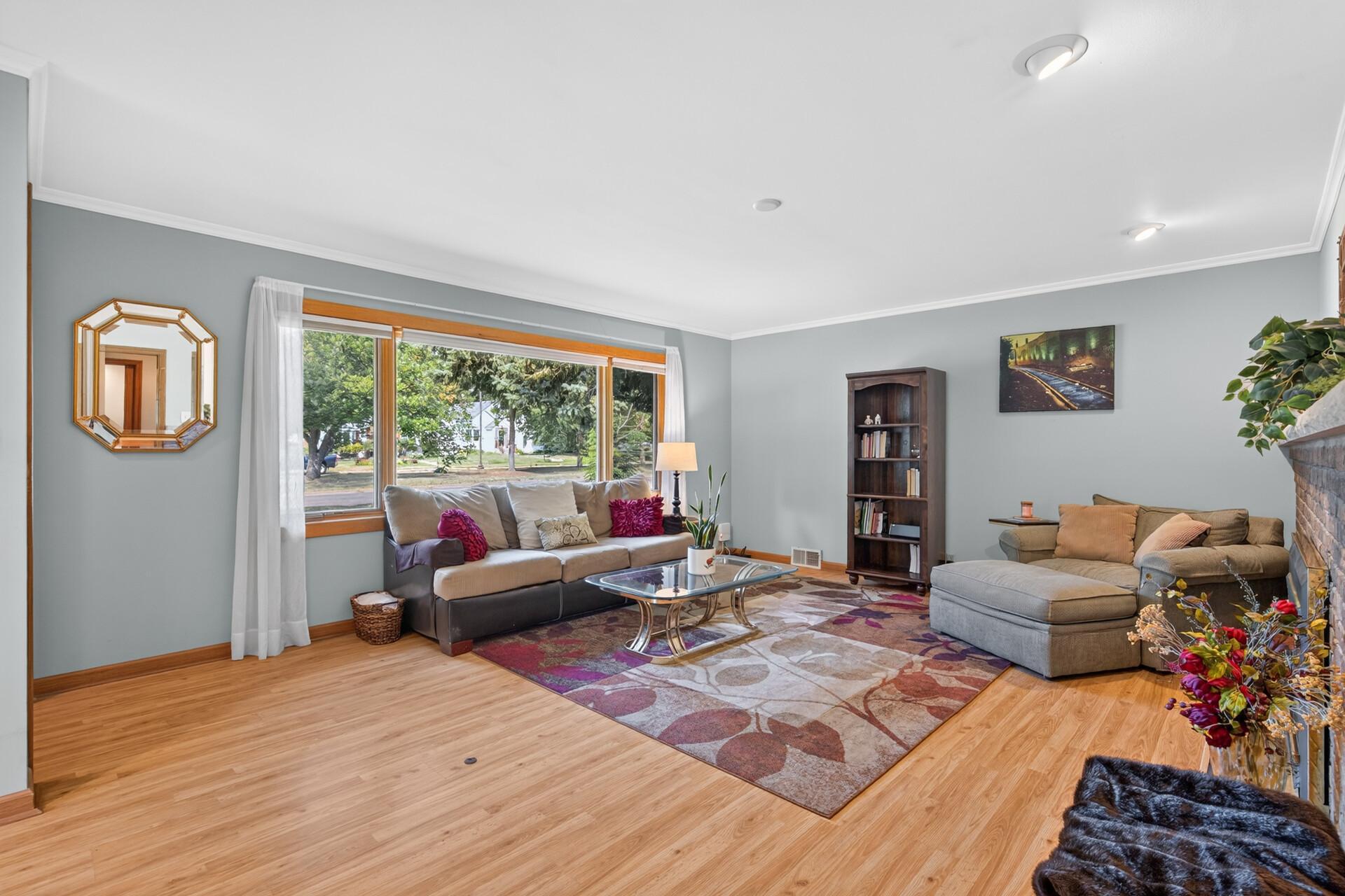 1935 Stinson Boulevard Property Photo 4