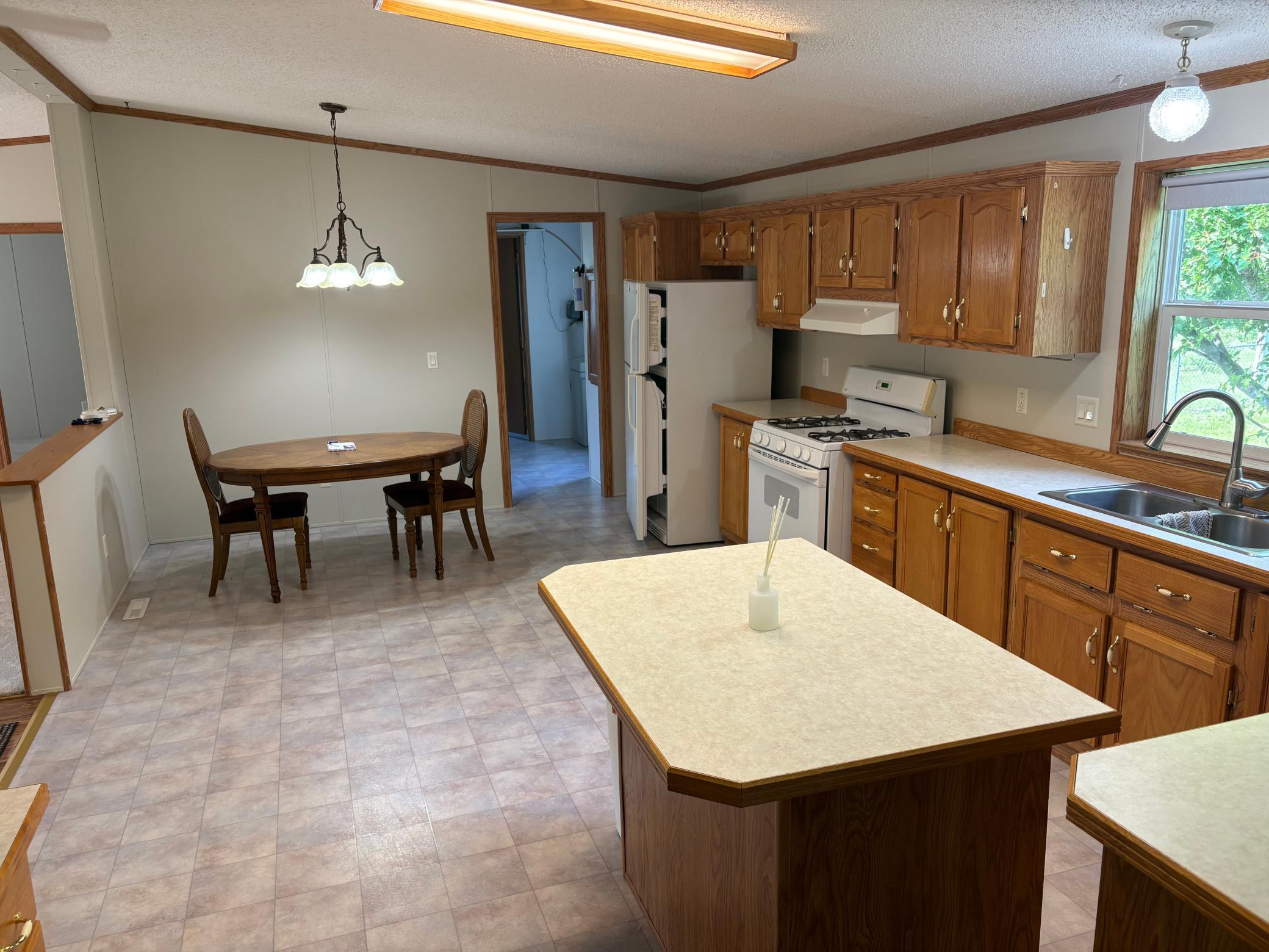 42269 State Hwy 78 Property Photo 7