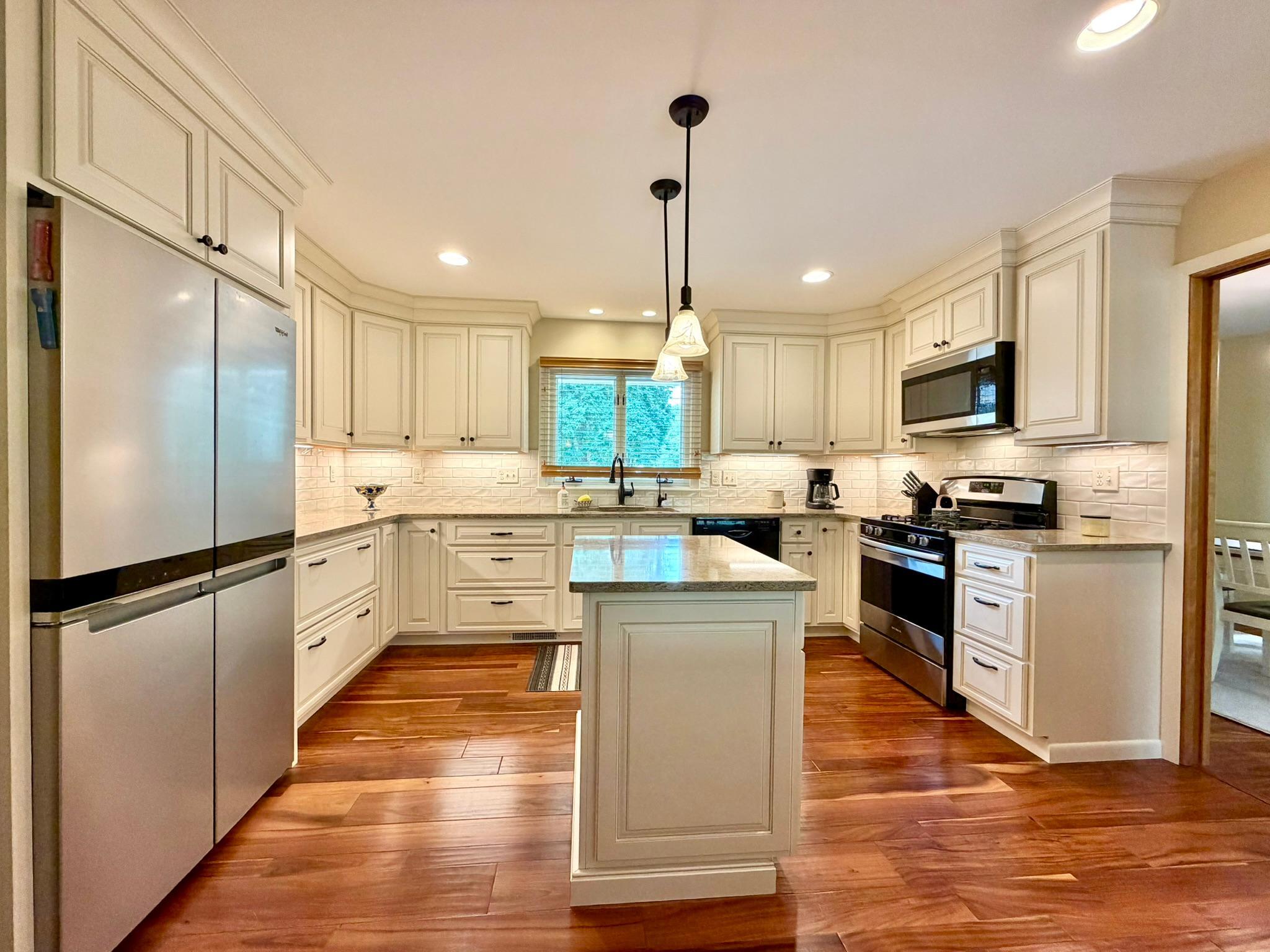 3628 Martha Lane Property Photo 6