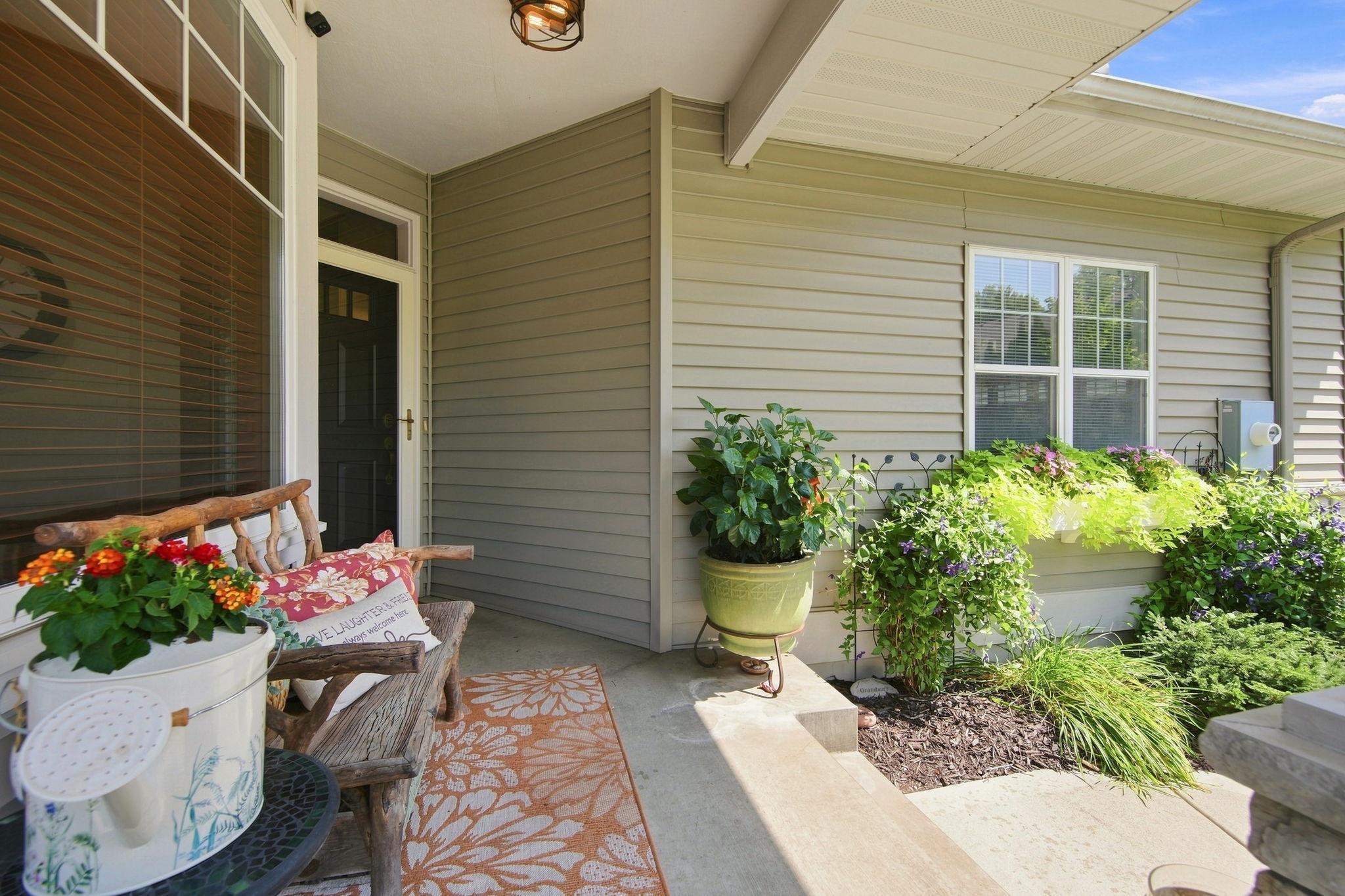 8958 Coffman Path Property Photo 3