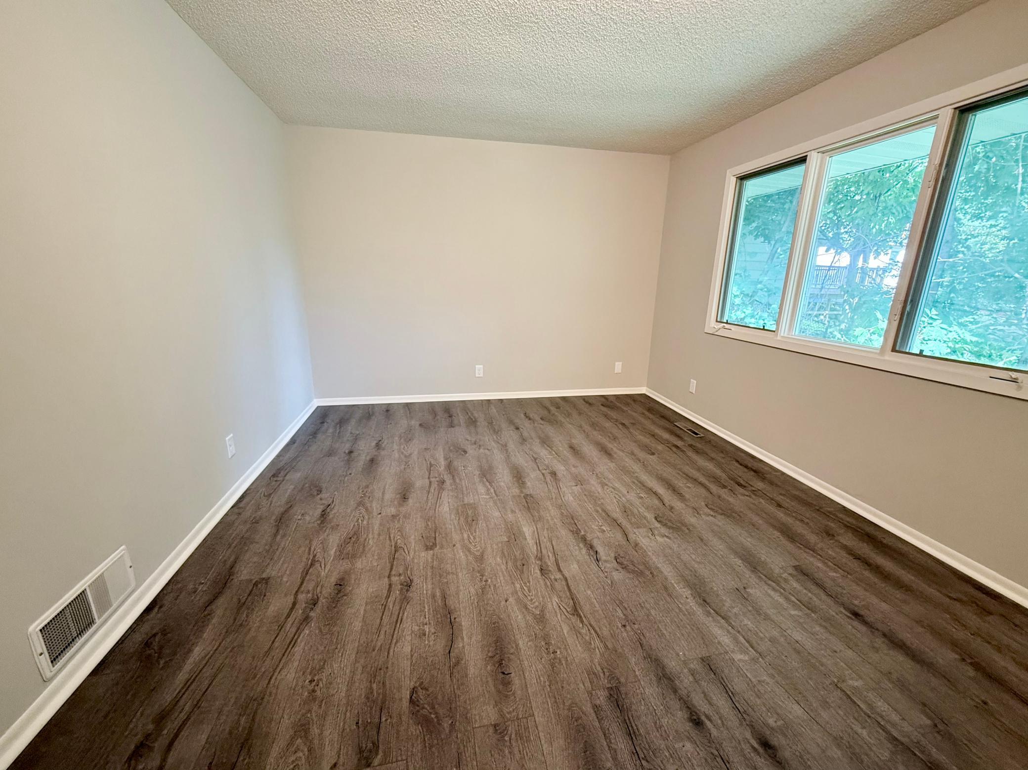 5224 Seabury Road Property Photo 12