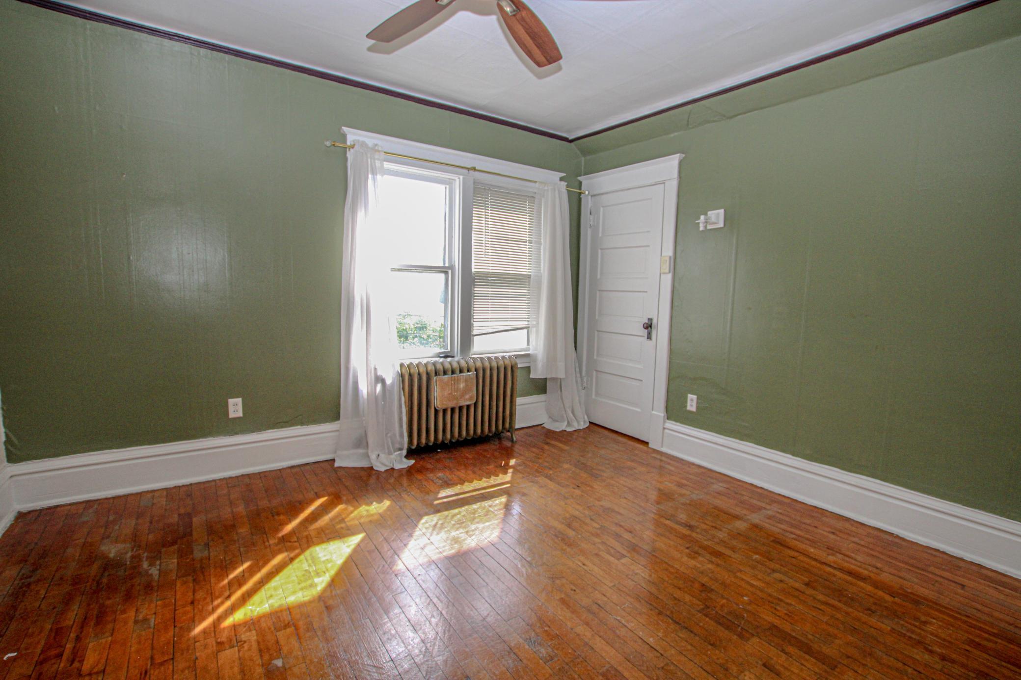 709 Pine Street S Property Photo 45
