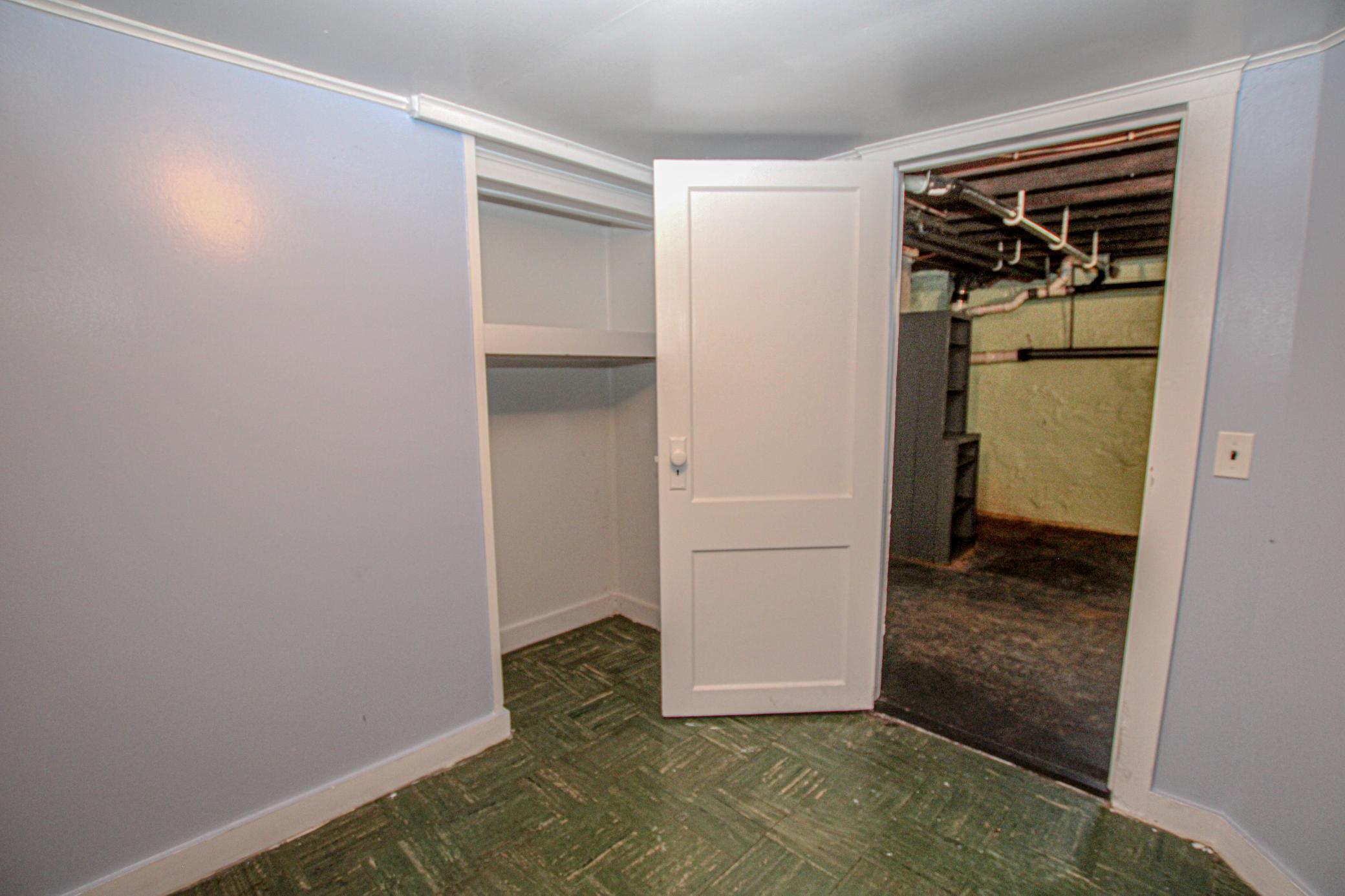 709 Pine Street S Property Photo 55