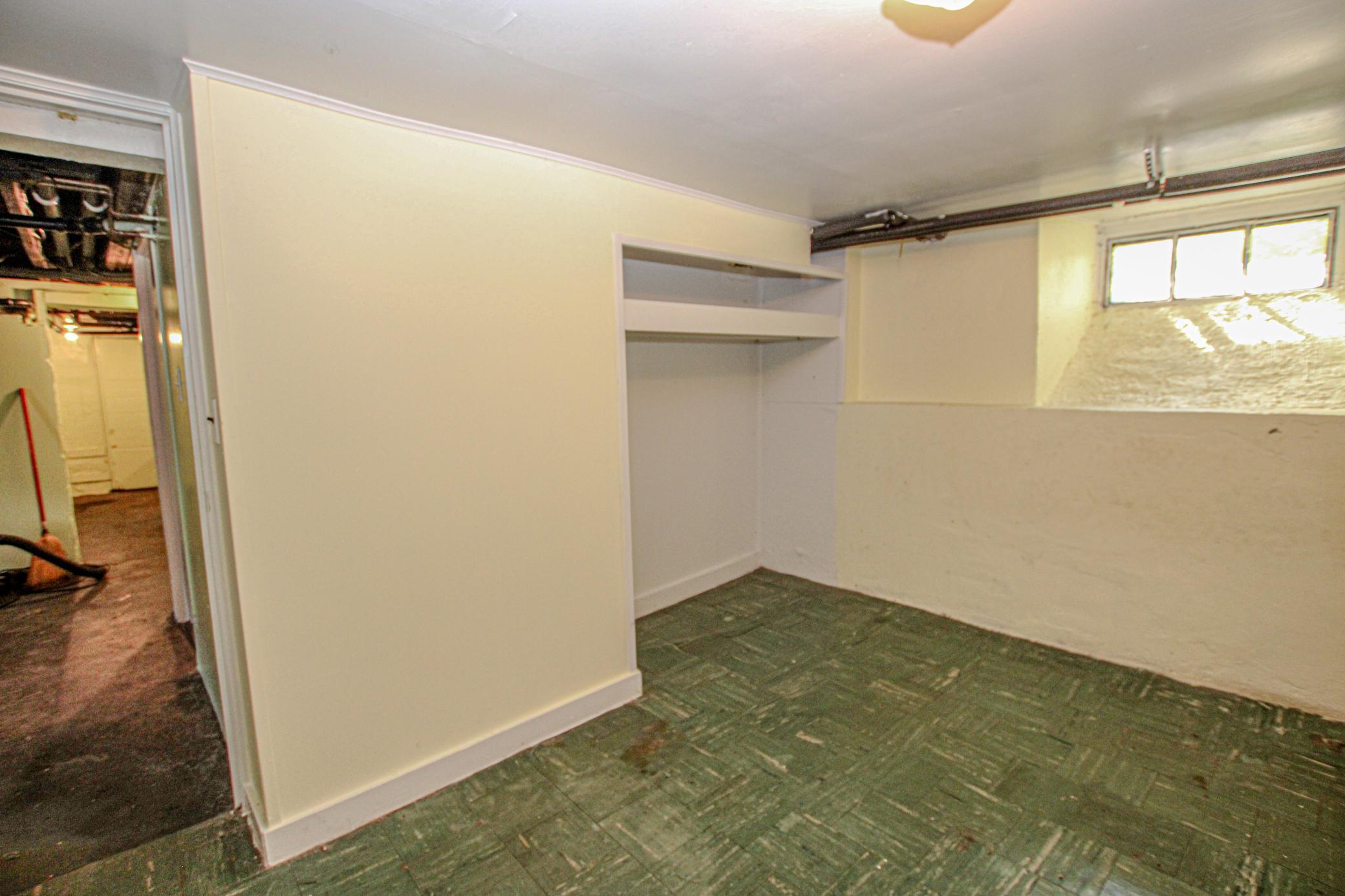 709 Pine Street S Property Photo 57