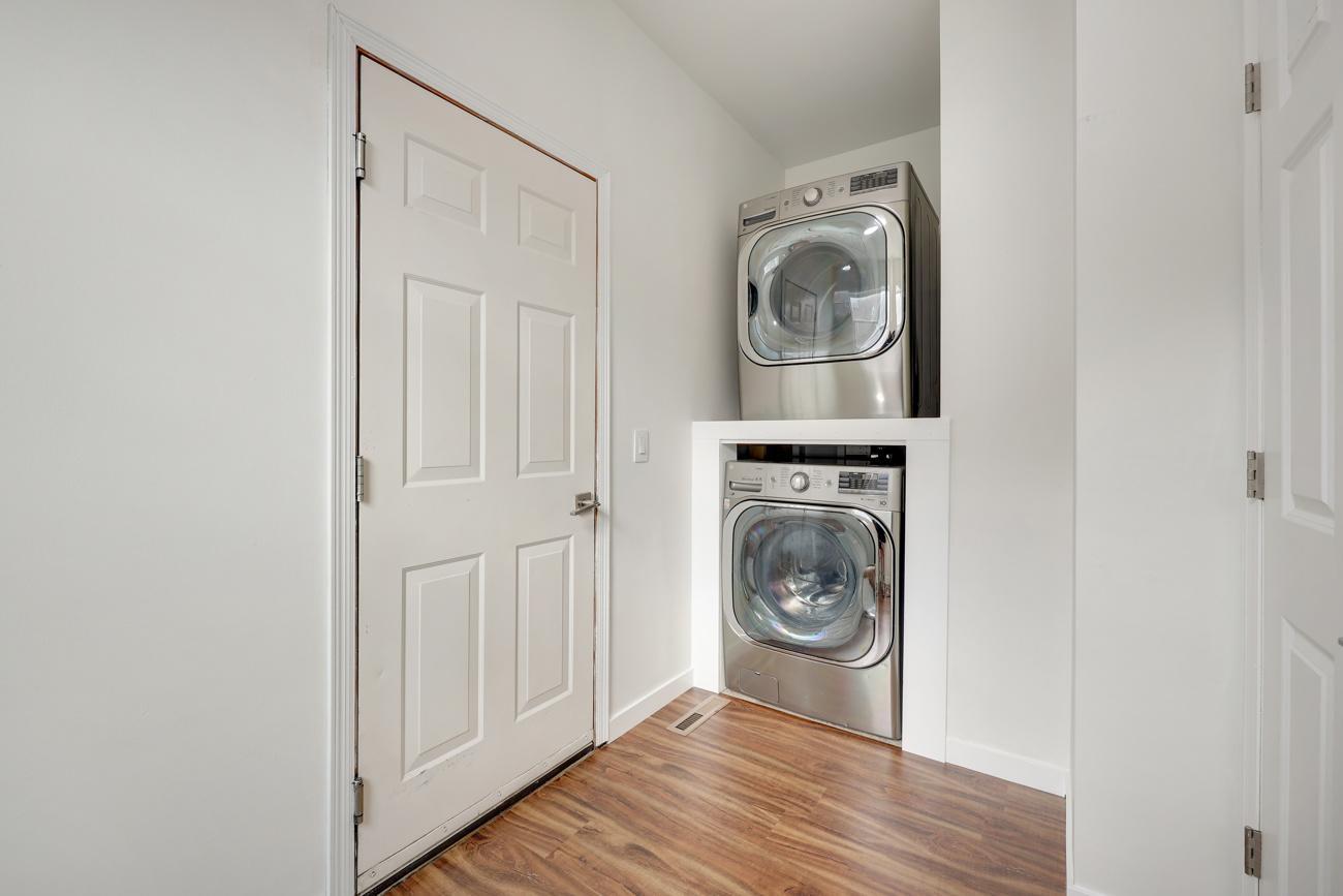 6997 Edington Circle Property Photo 25