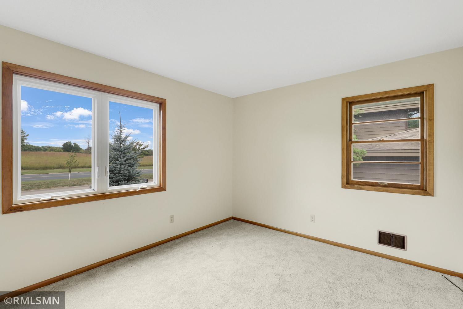 5001 W 98th Street Property Photo 11