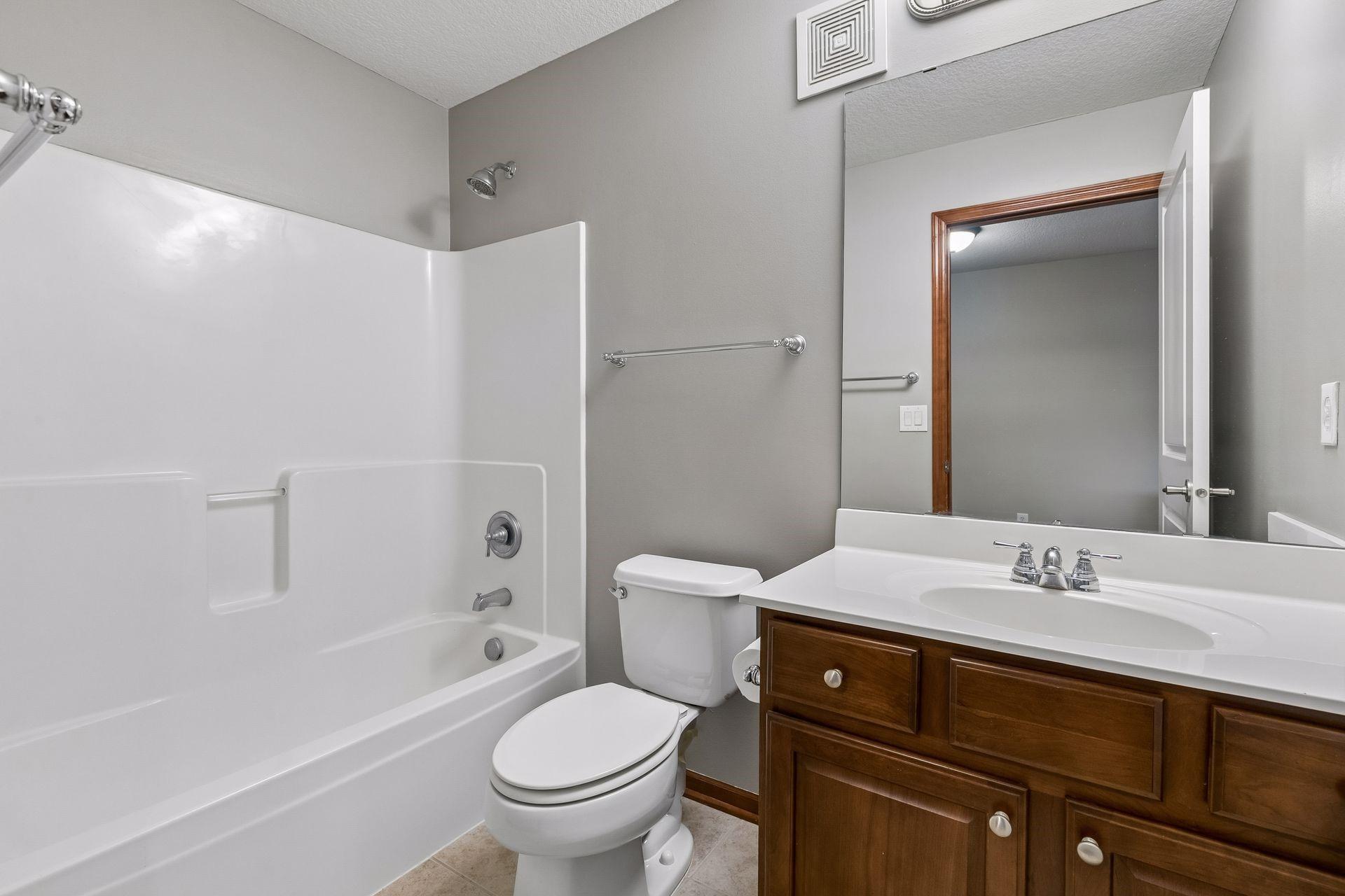 2107 Cedar Grove Trail 104 Property Photo 20