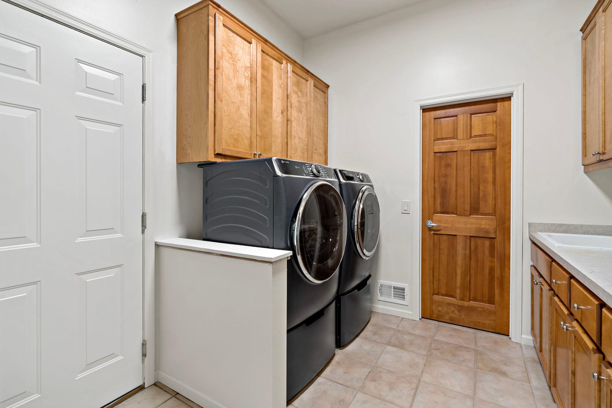269 Tristan Drive Property Photo 20