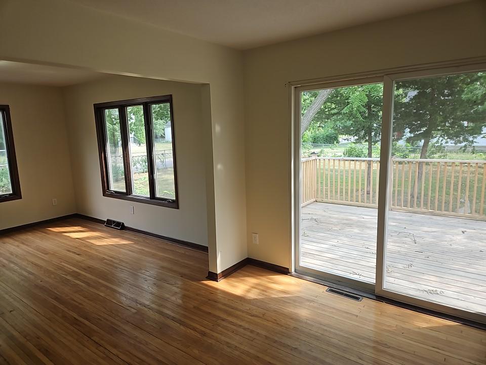 5553 Emerson Avenue N Property Photo 9