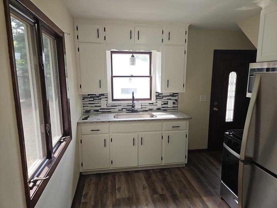 5553 Emerson Avenue N Property Photo 11