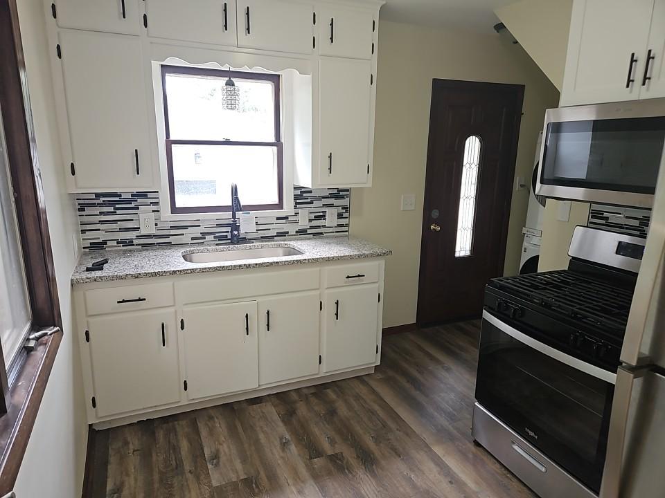 5553 Emerson Avenue N Property Photo 16