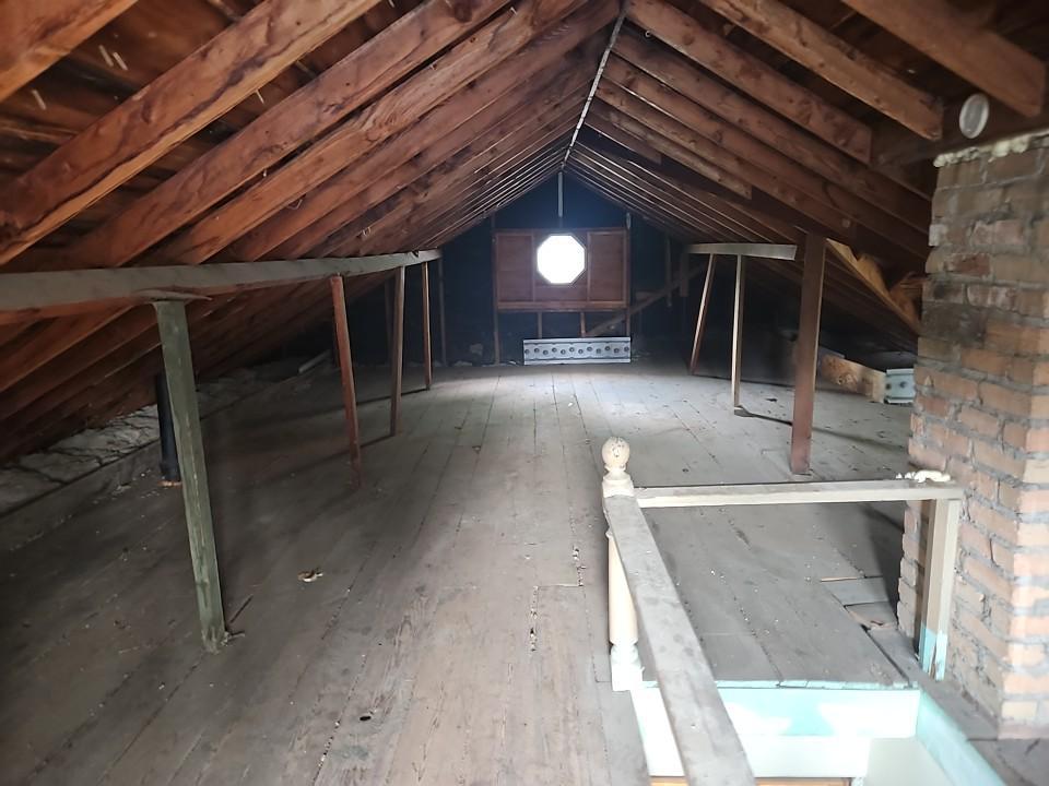 5553 Emerson Avenue N Property Photo 26
