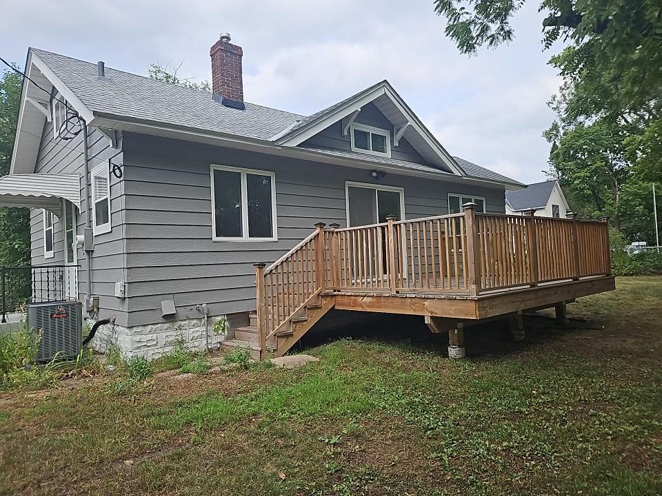5553 Emerson Avenue N Property Photo 37