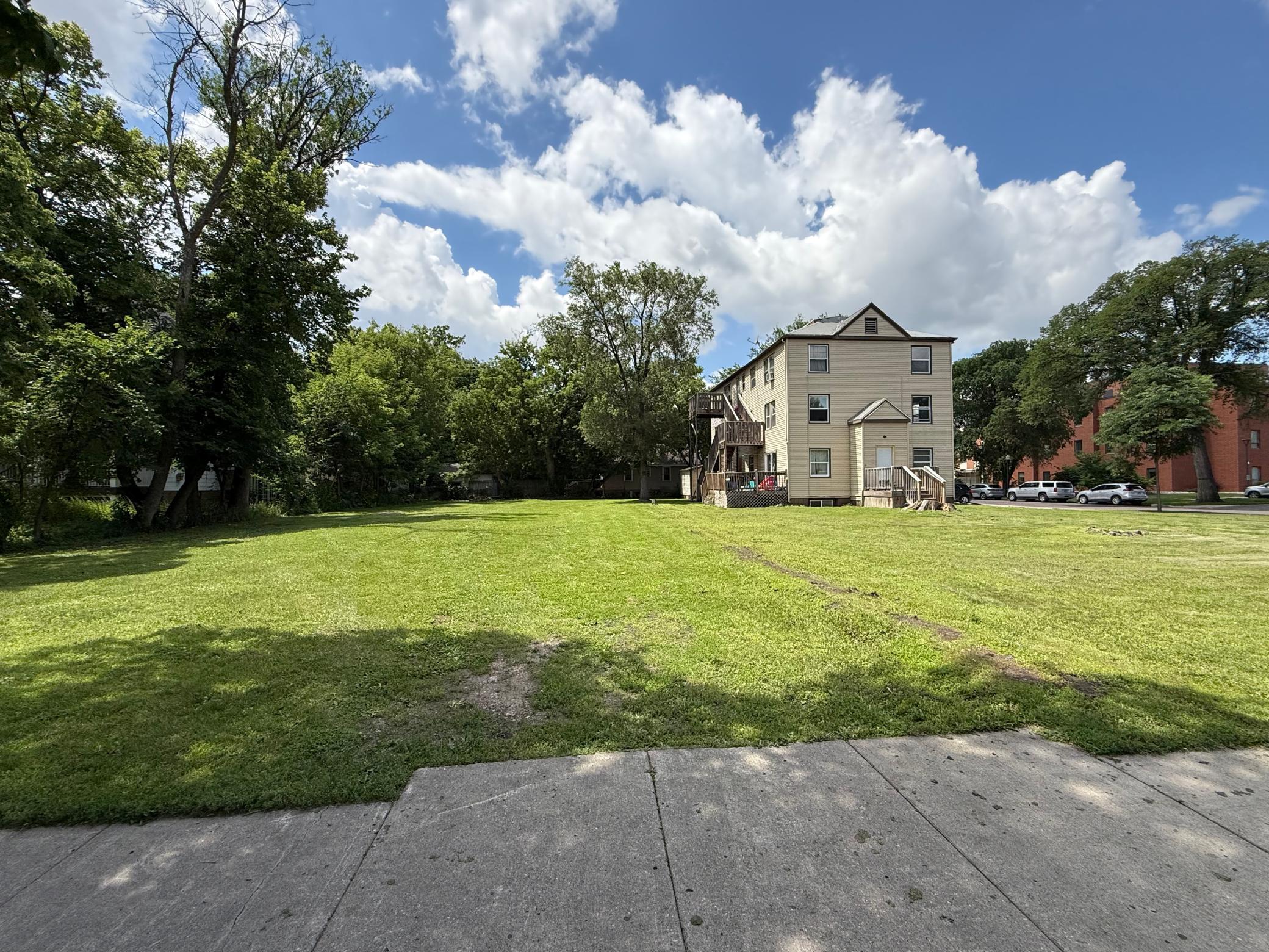 305 University Drive S Property Photo 1
