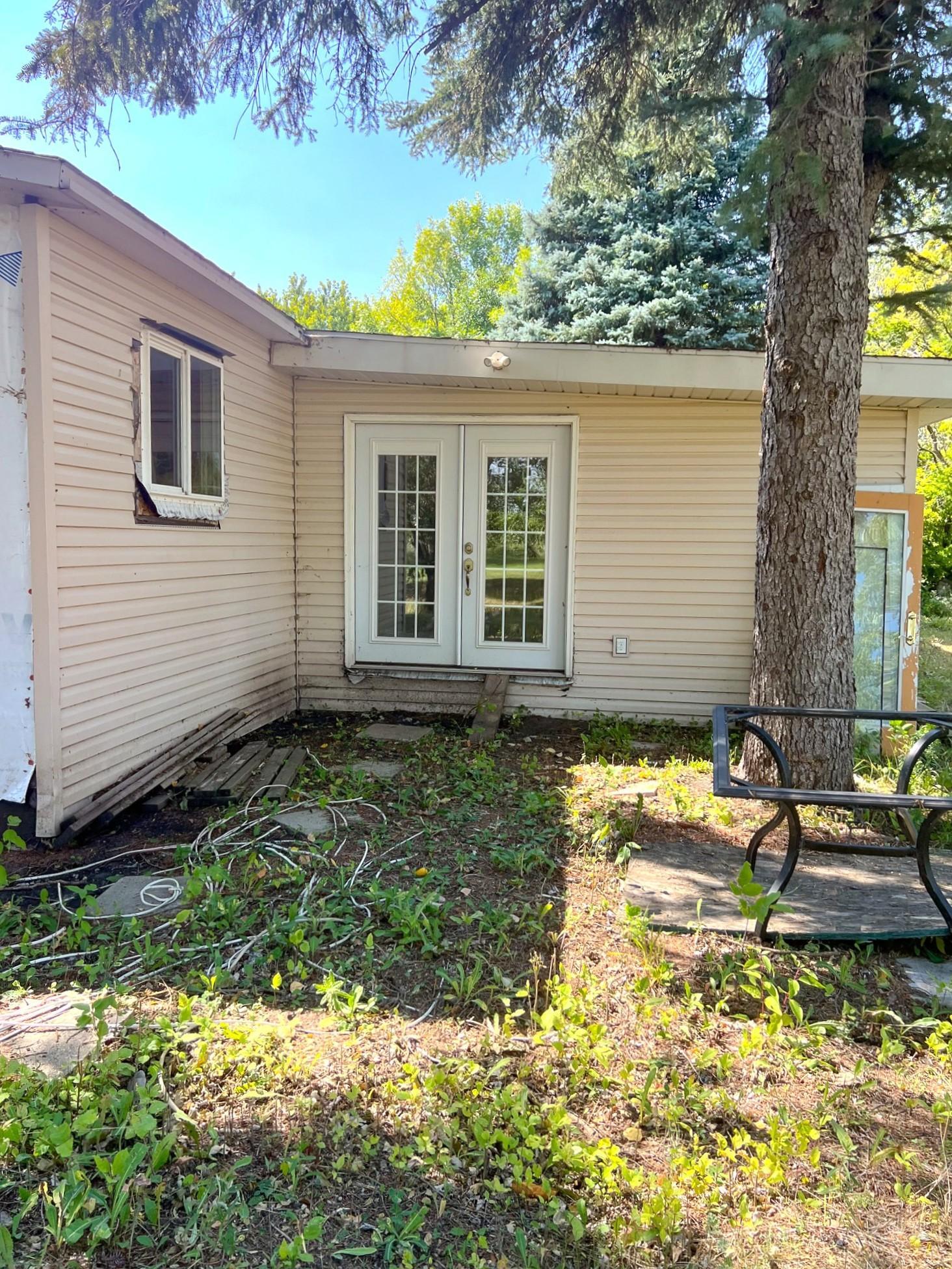 423 3rd Avenue Property Photo 27
