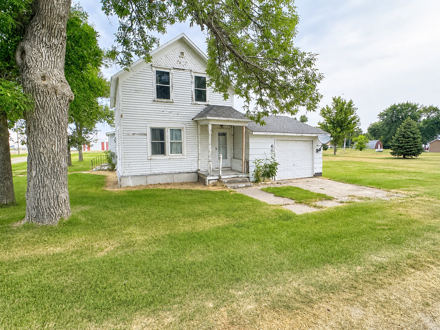60 Garfield Avenue Property Photo 1