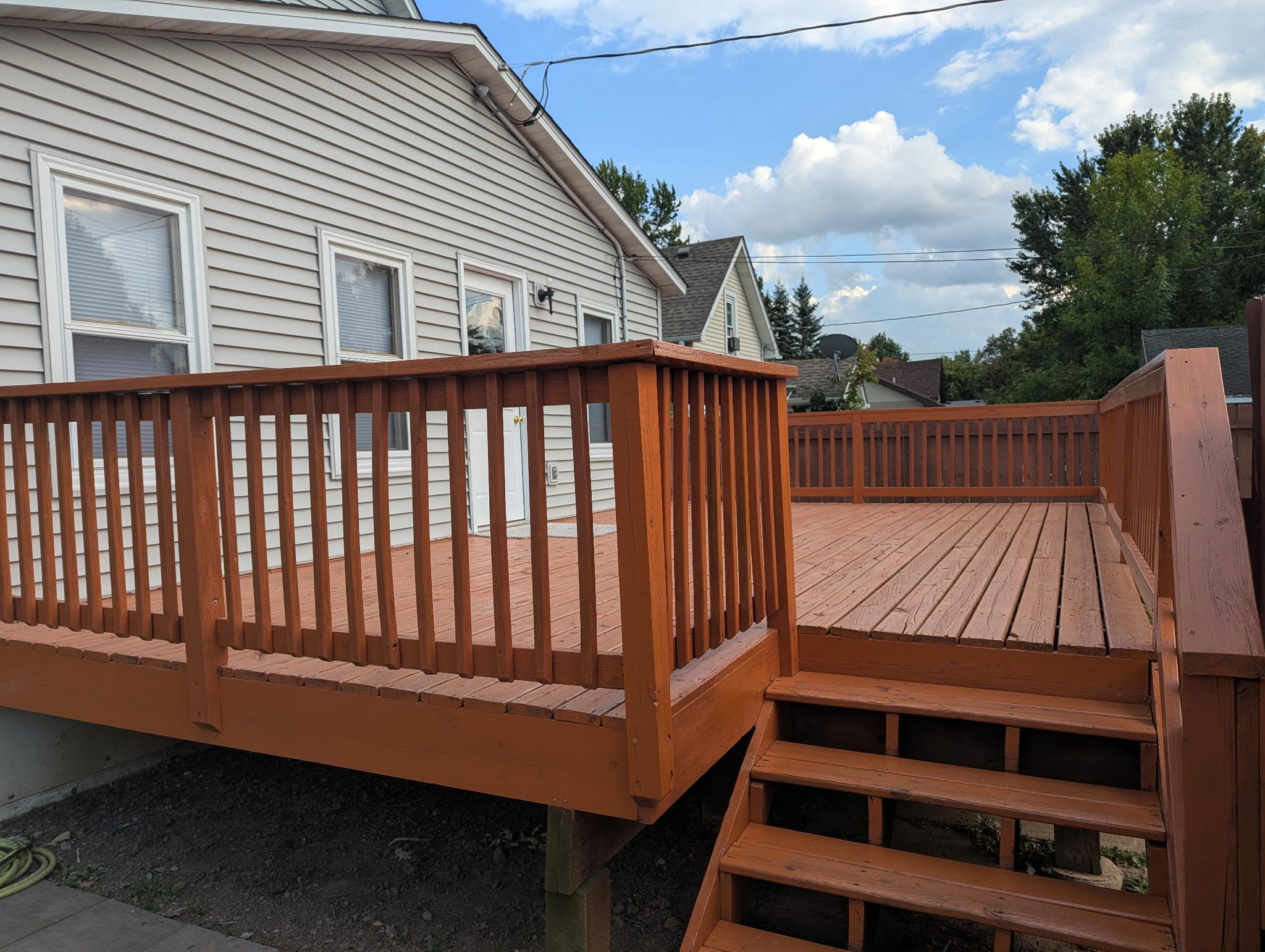 319 Watkins Street Property Photo 5