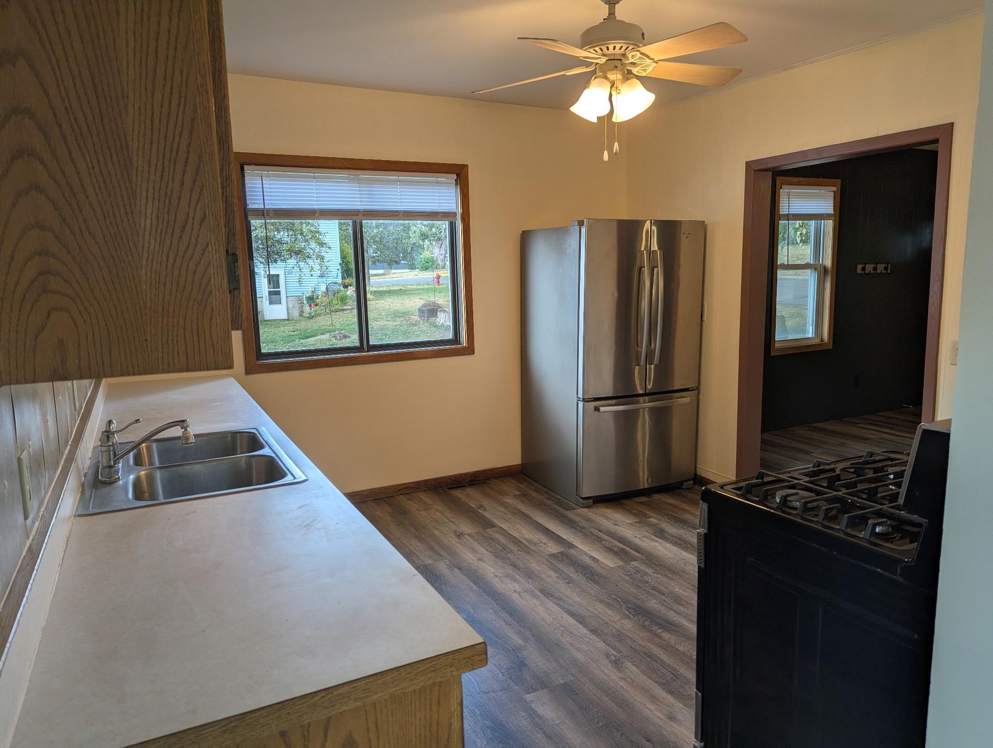 319 Watkins Street Property Photo 12