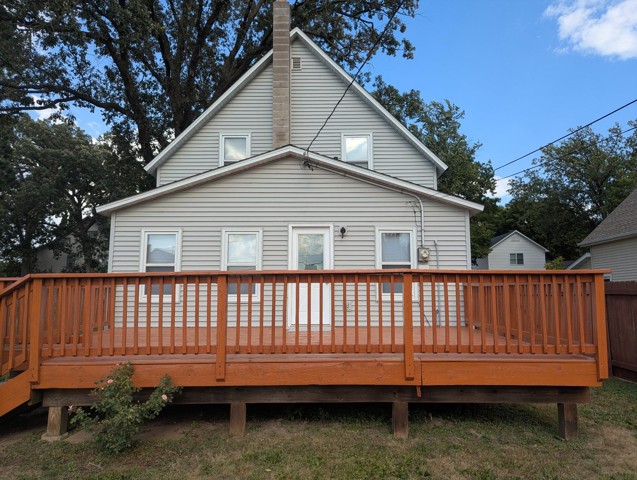 319 Watkins Street Property Photo 38
