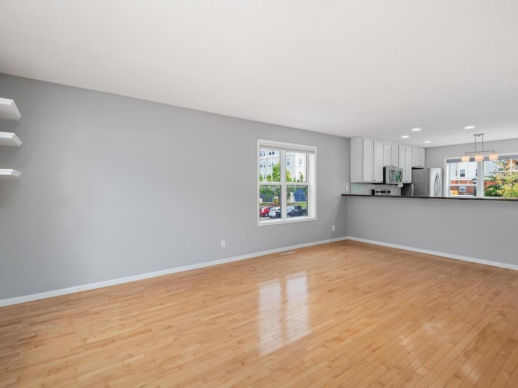 1811 3rd Street Ne Property Photo 6