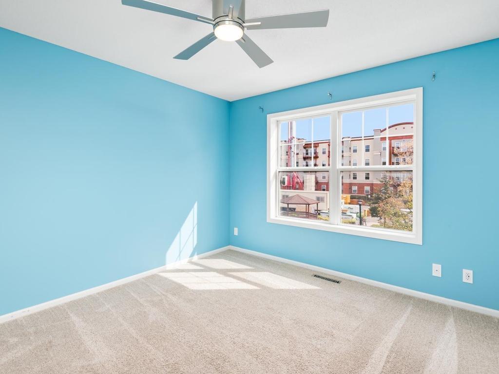 1811 3rd Street Ne Property Photo 29