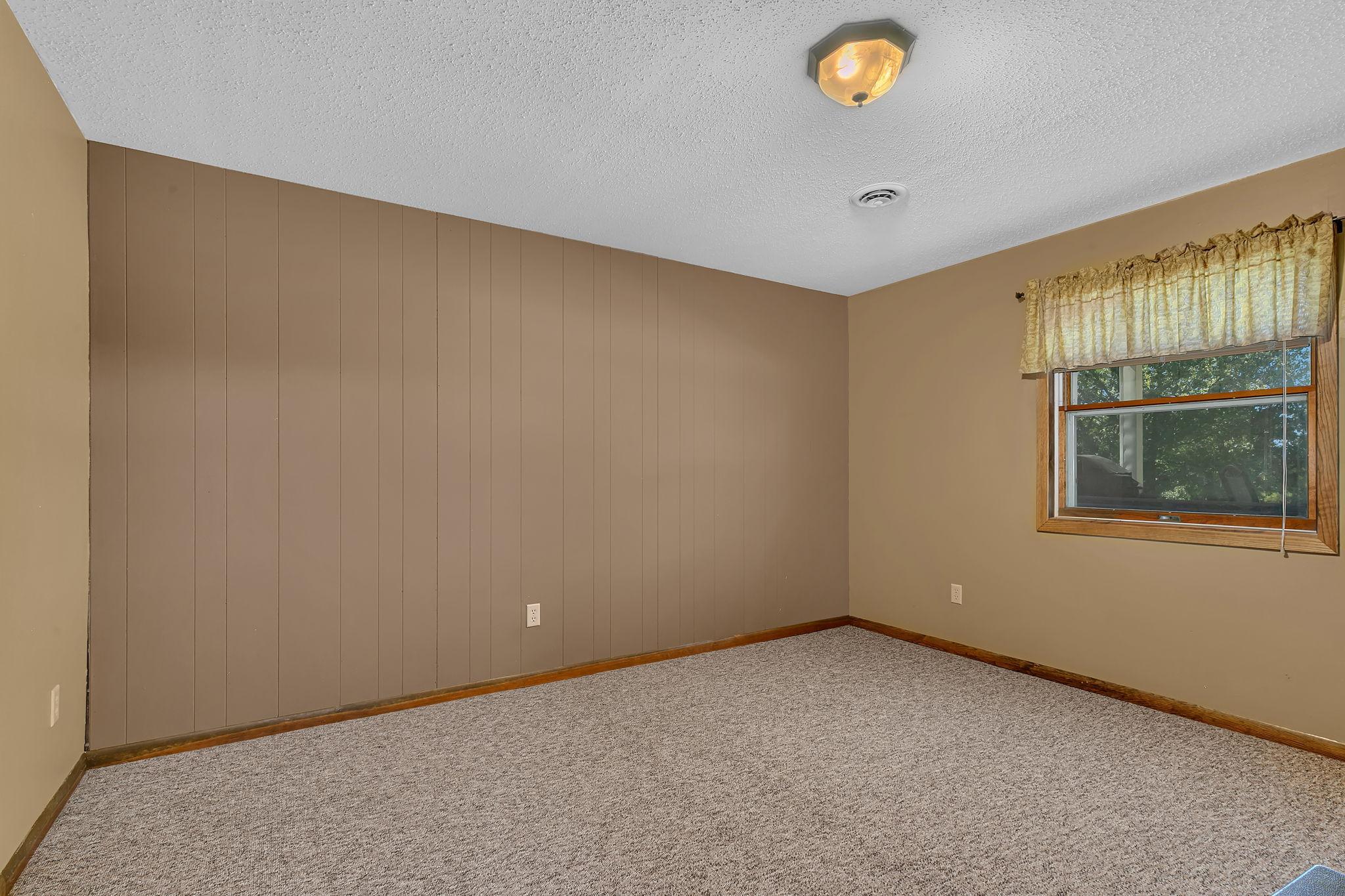22157 Jay Avenue Se Property Photo 25