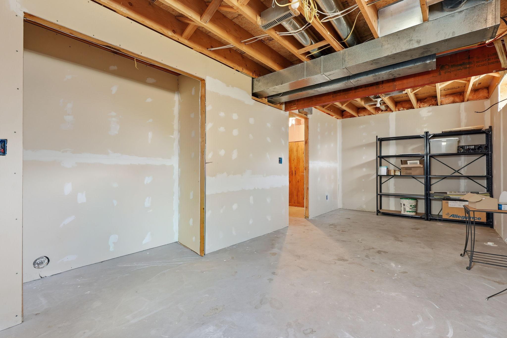 141 36th Avenue N Property Photo 17