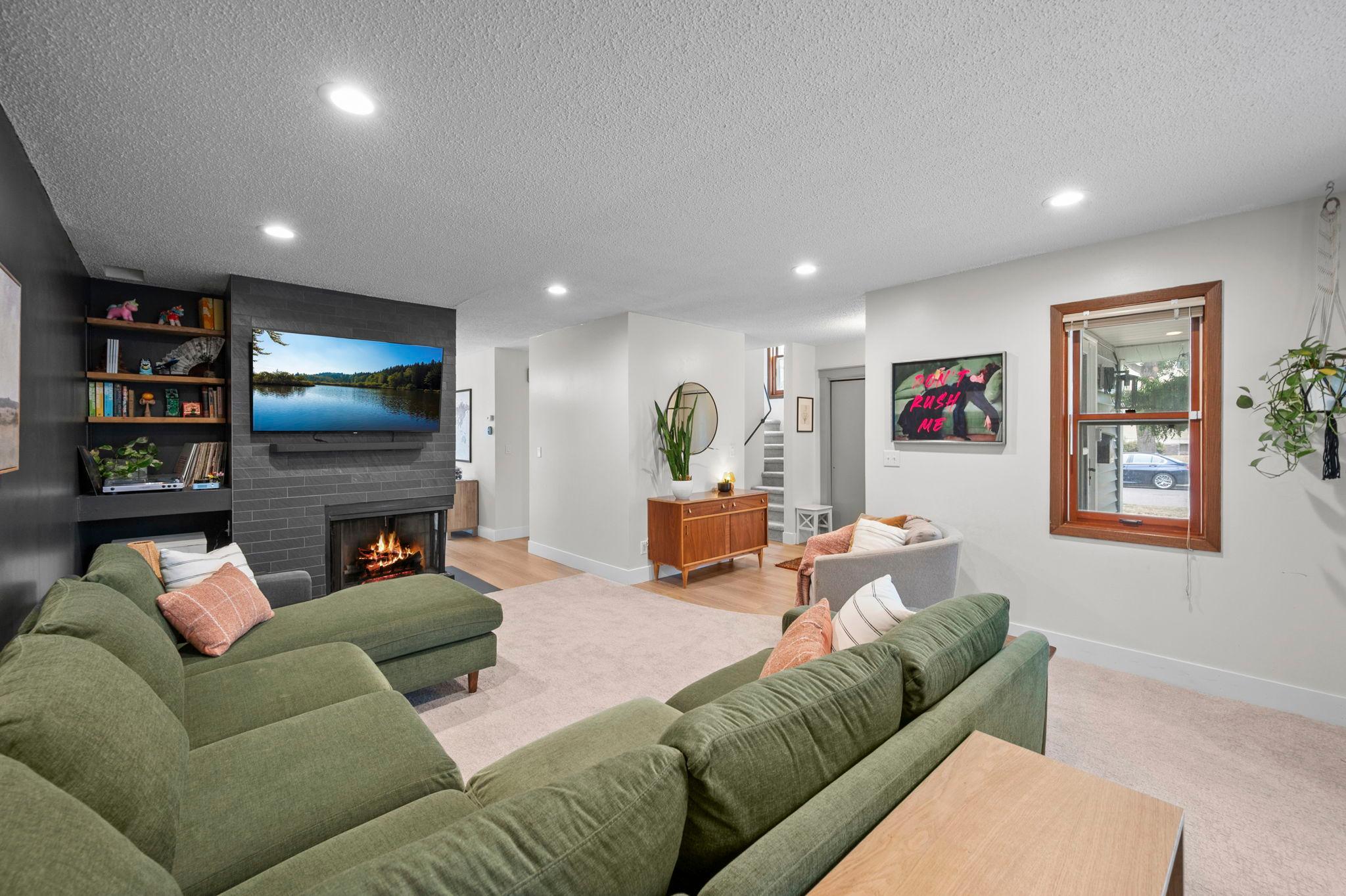 235 Kent Street Property Photo 8