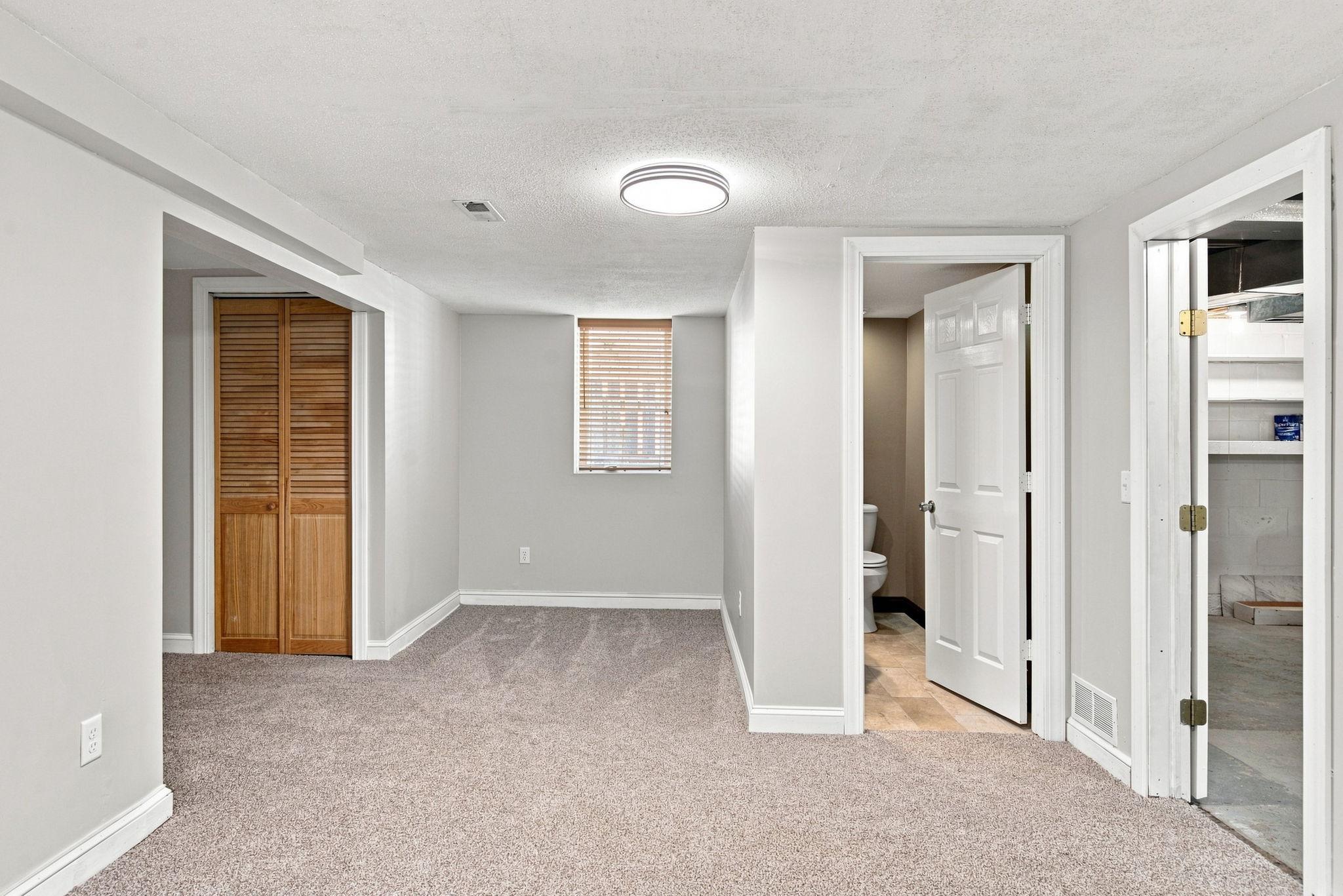 3251 Taylor Street Ne Property Photo 23