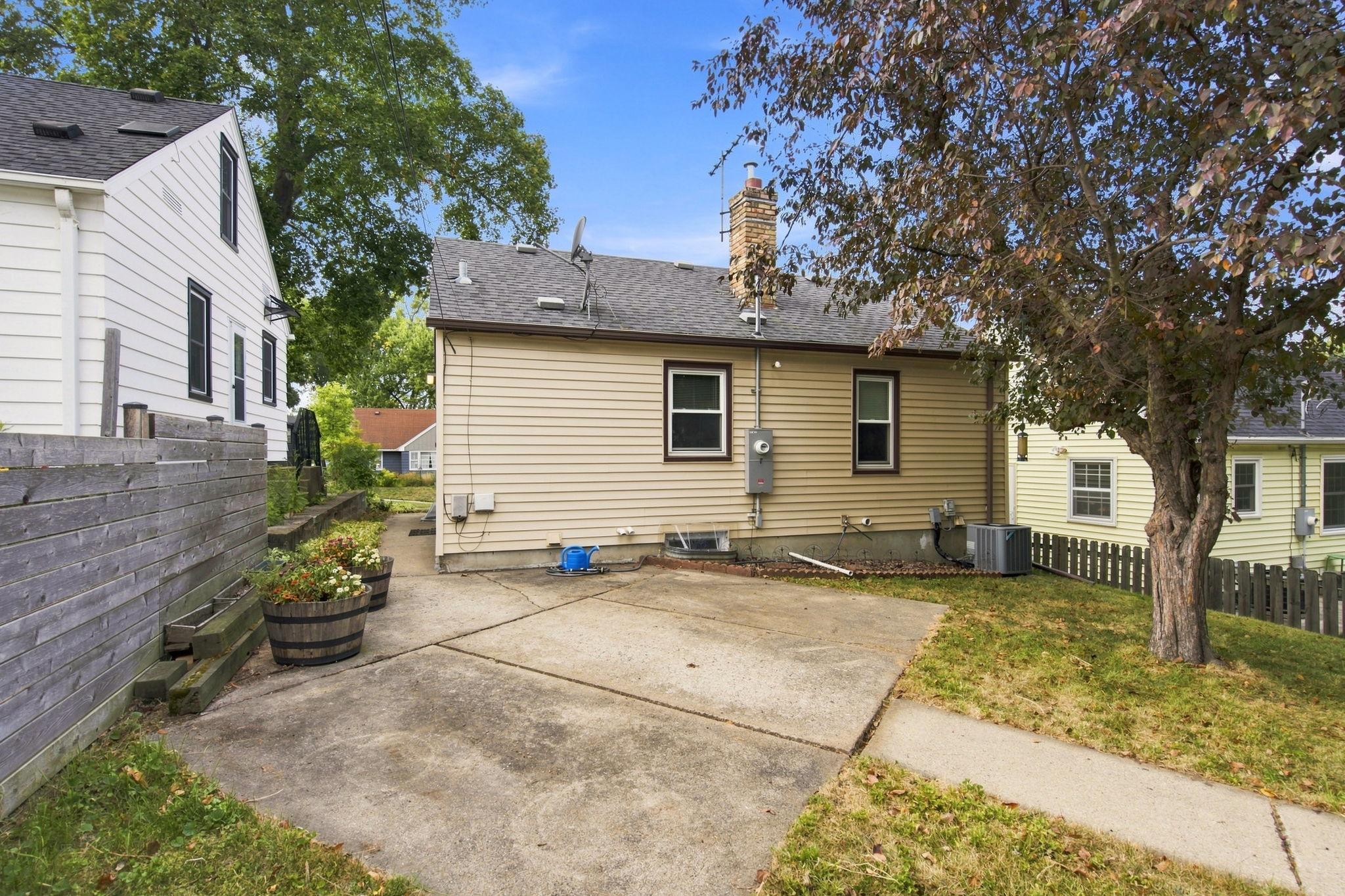 3251 Taylor Street Ne Property Photo 31