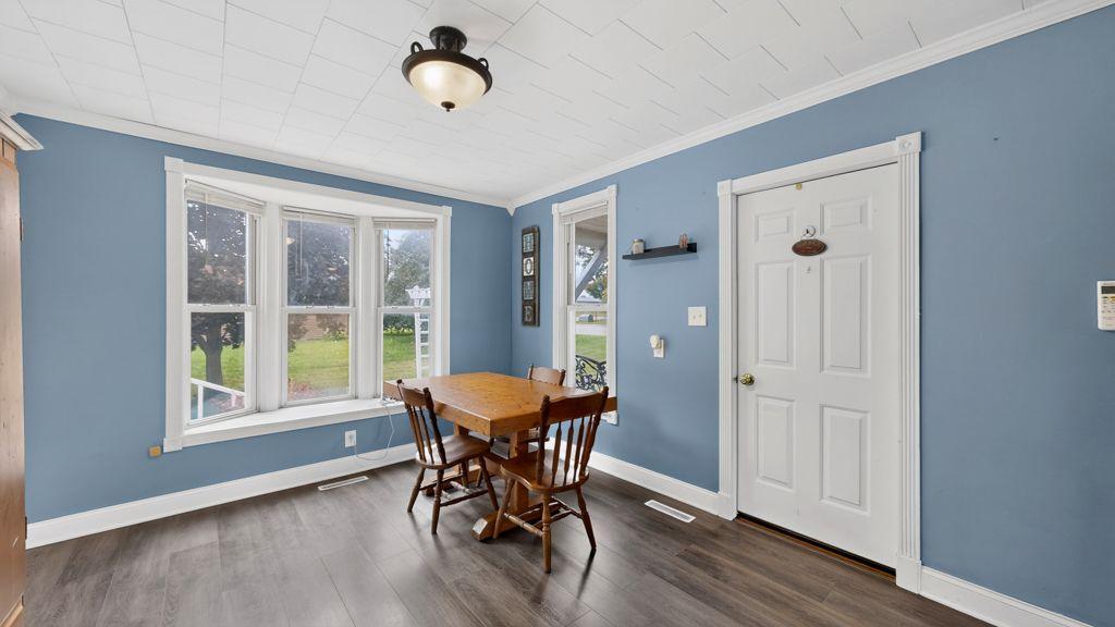108 2nd Street Ne Property Photo 6