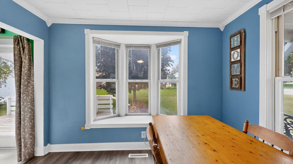 108 2nd Street Ne Property Photo 12
