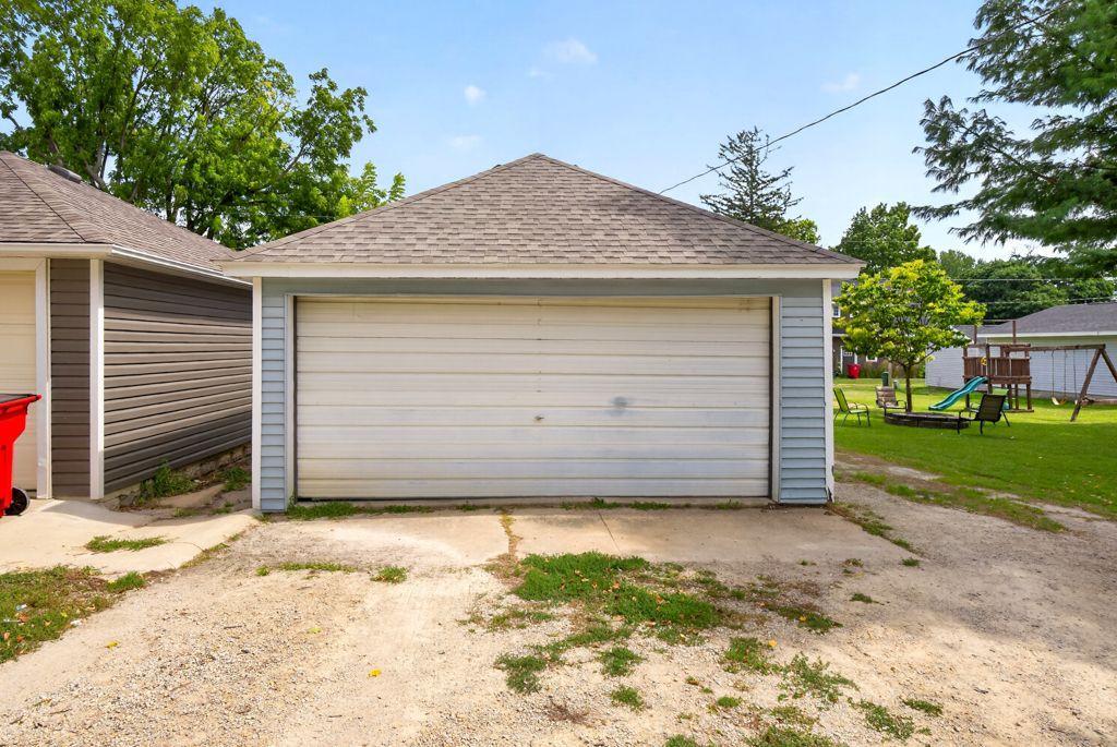 108 2nd Street Ne Property Photo 32