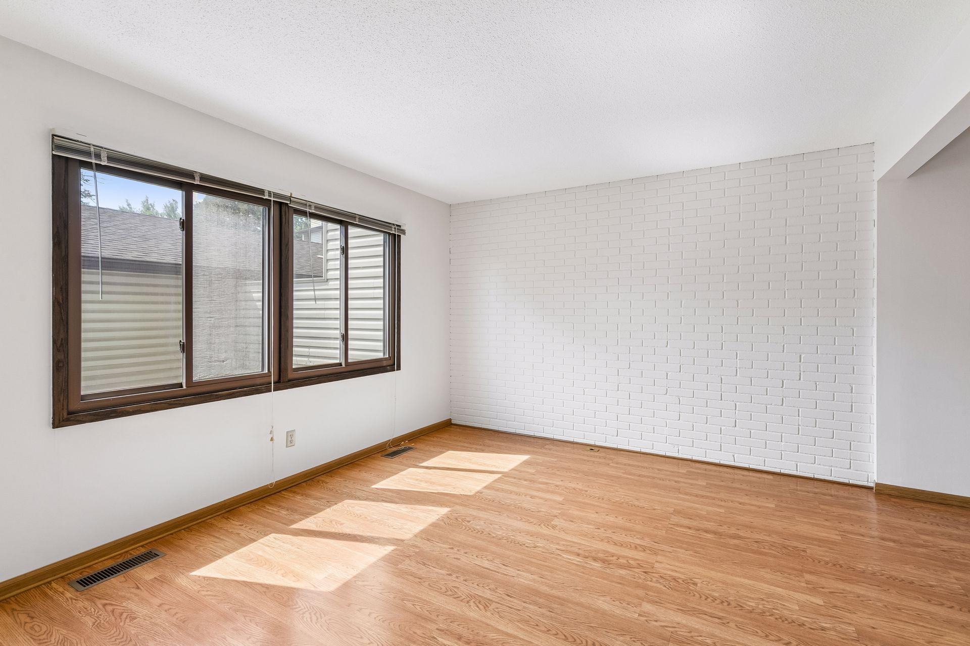 13748 Heather Hills Drive Property Photo 10