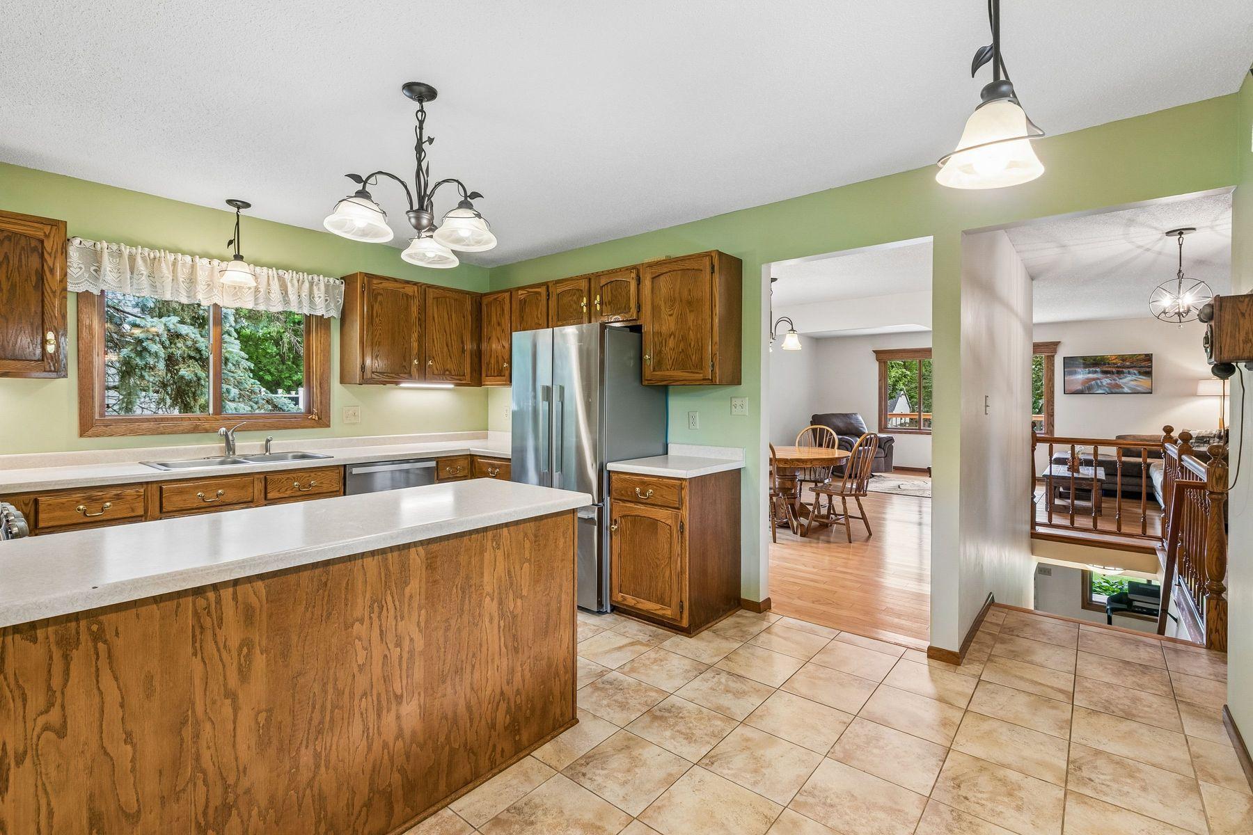 12725 Ethelton Way Property Photo 7
