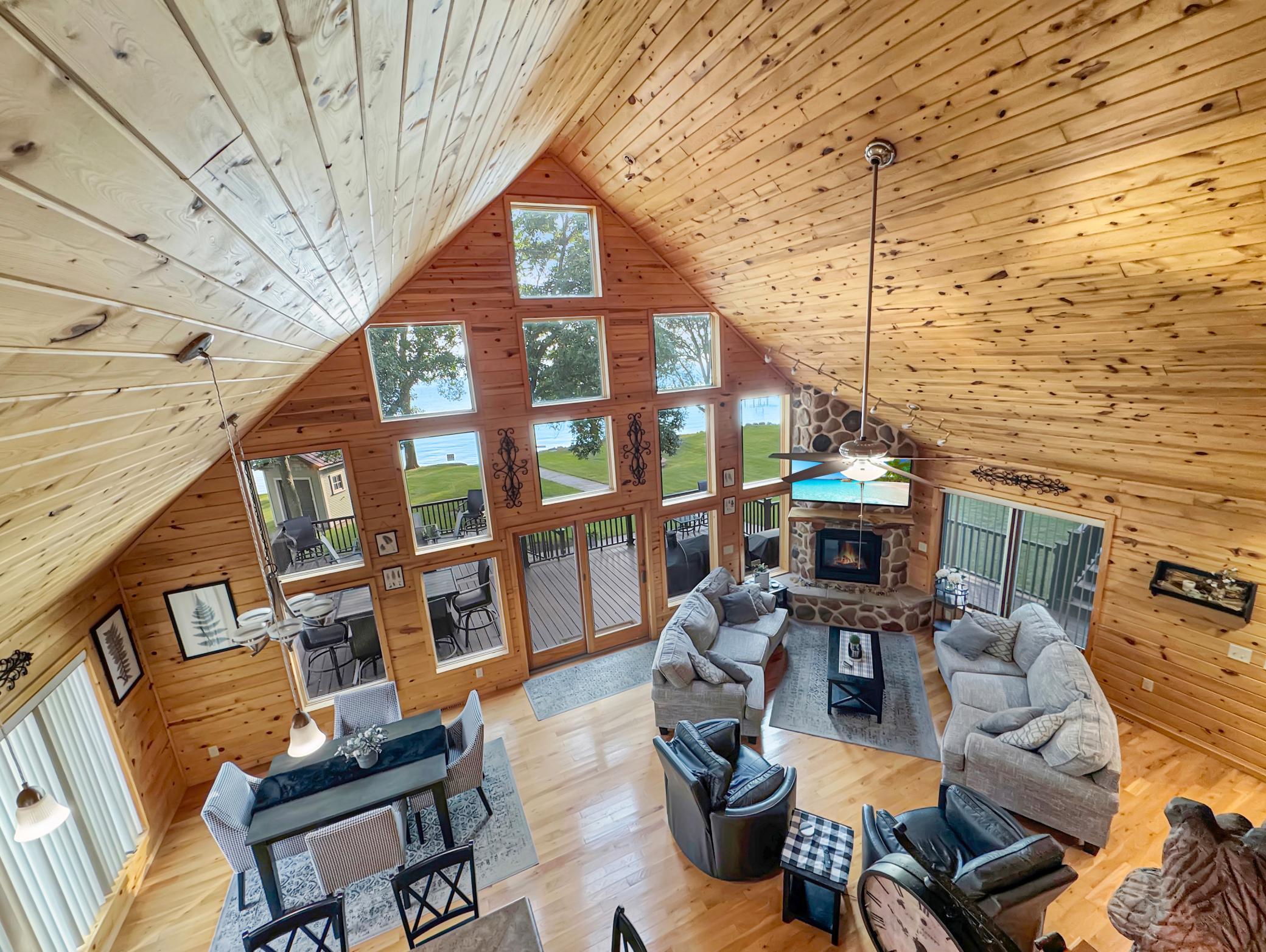 10 N Shore Drive Property Photo 8