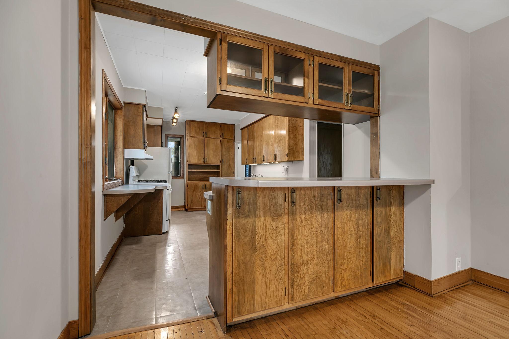 555 2nd Avenue Nw Property Photo 16