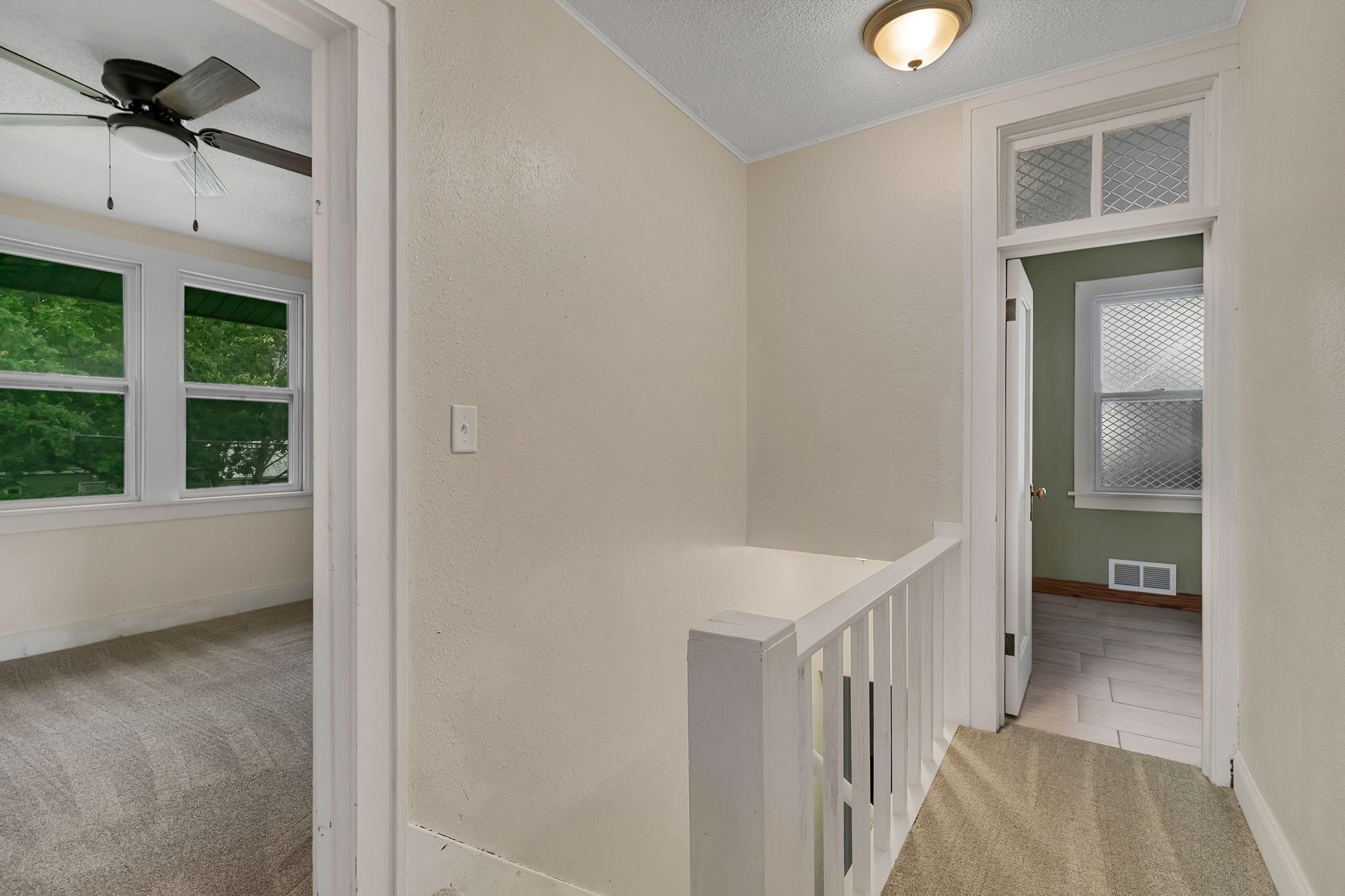 555 2nd Avenue Nw Property Photo 32