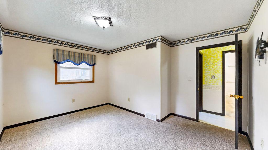 115 1st Street Se Property Photo 16