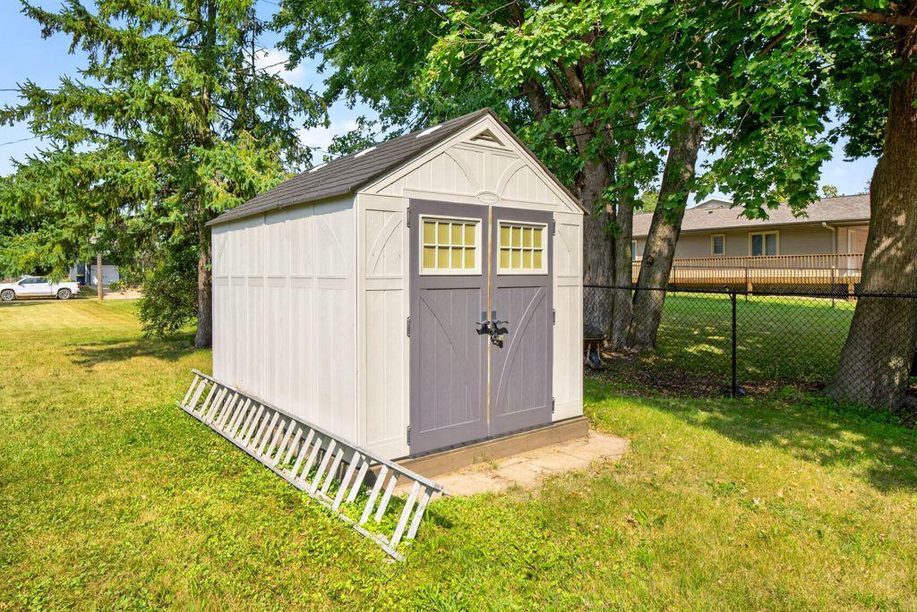 115 1st Street Se Property Photo 37