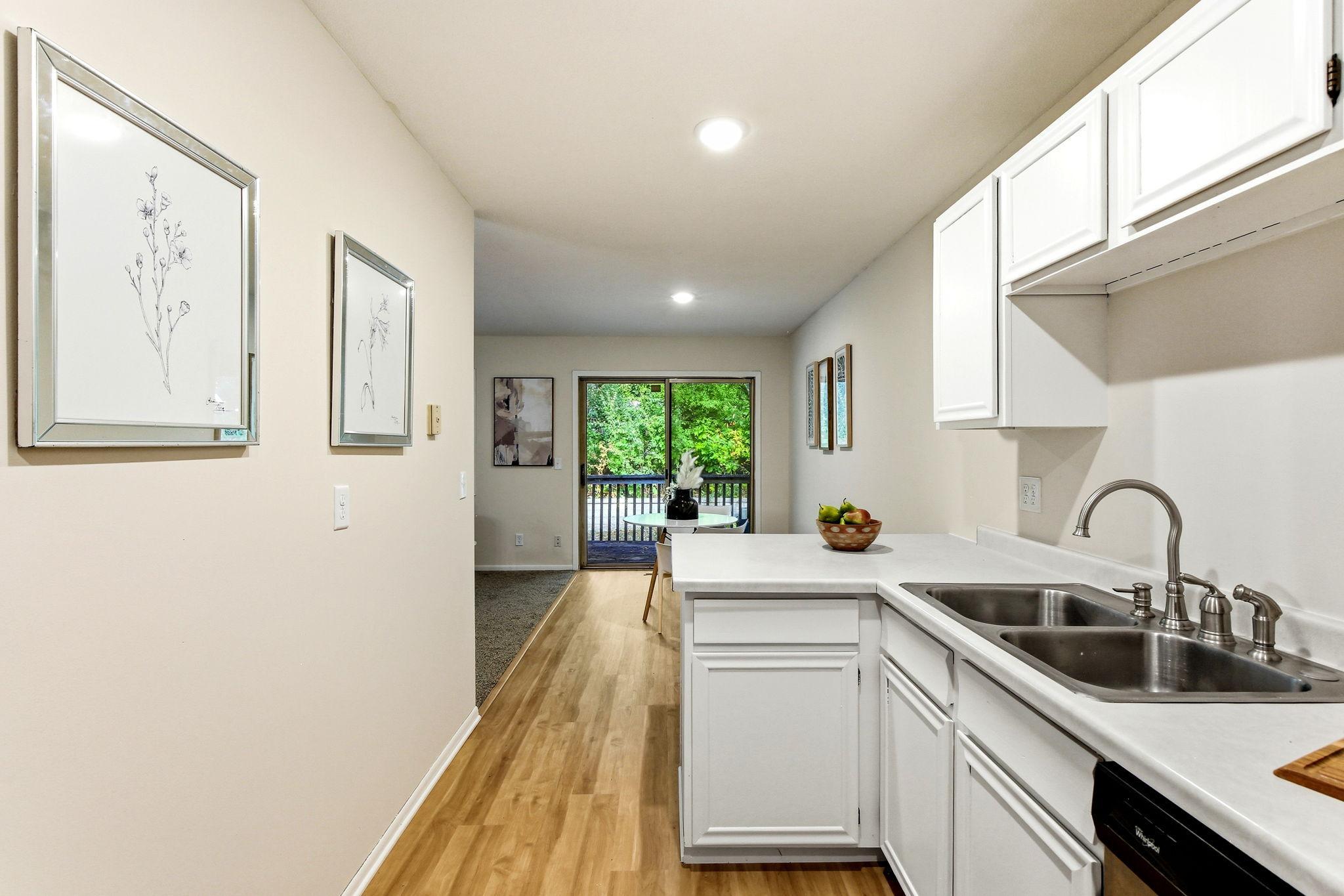 1213 Timbershore Lane Property Photo 11
