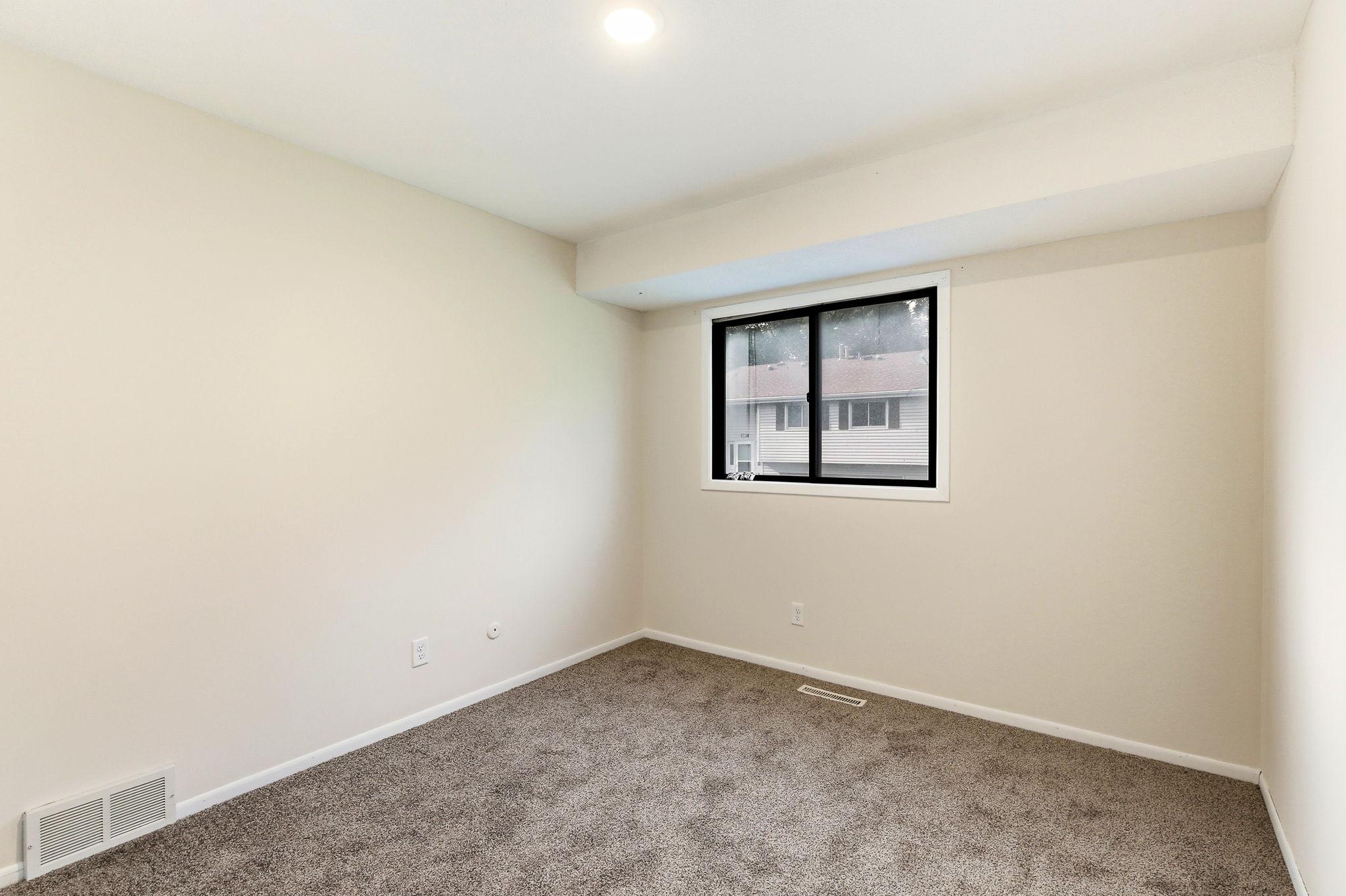 1213 Timbershore Lane Property Photo 15
