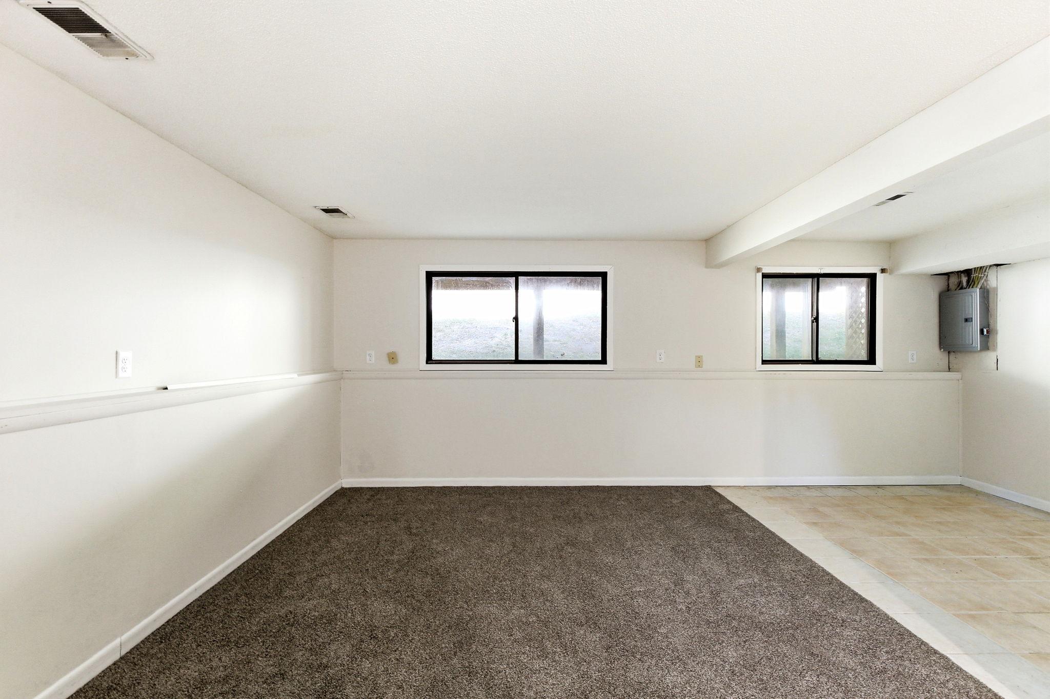 1213 Timbershore Lane Property Photo 19