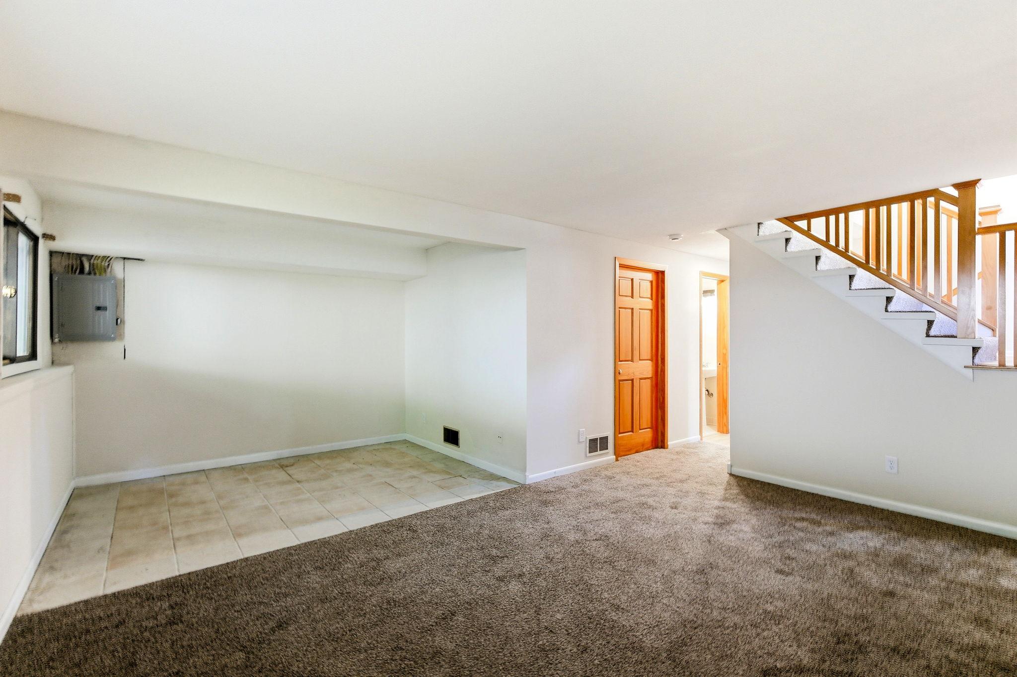 1213 Timbershore Lane Property Photo 21