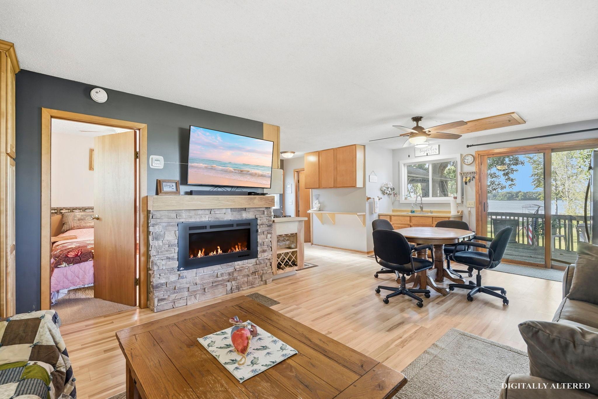 1875 Grant Avenue Nw Property Photo 8