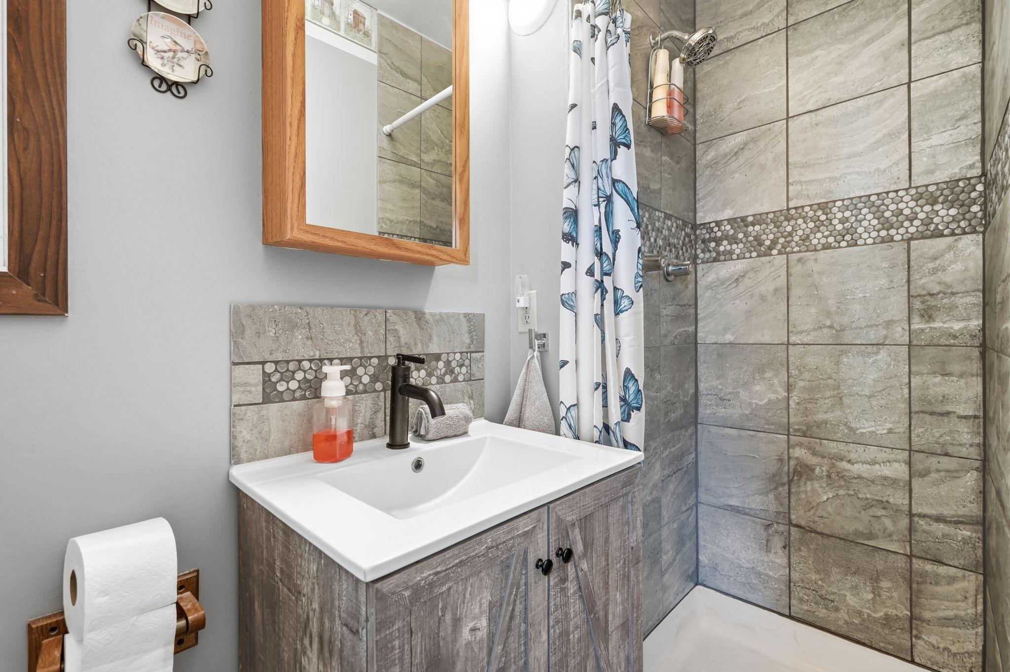 1875 Grant Avenue Nw Property Photo 18